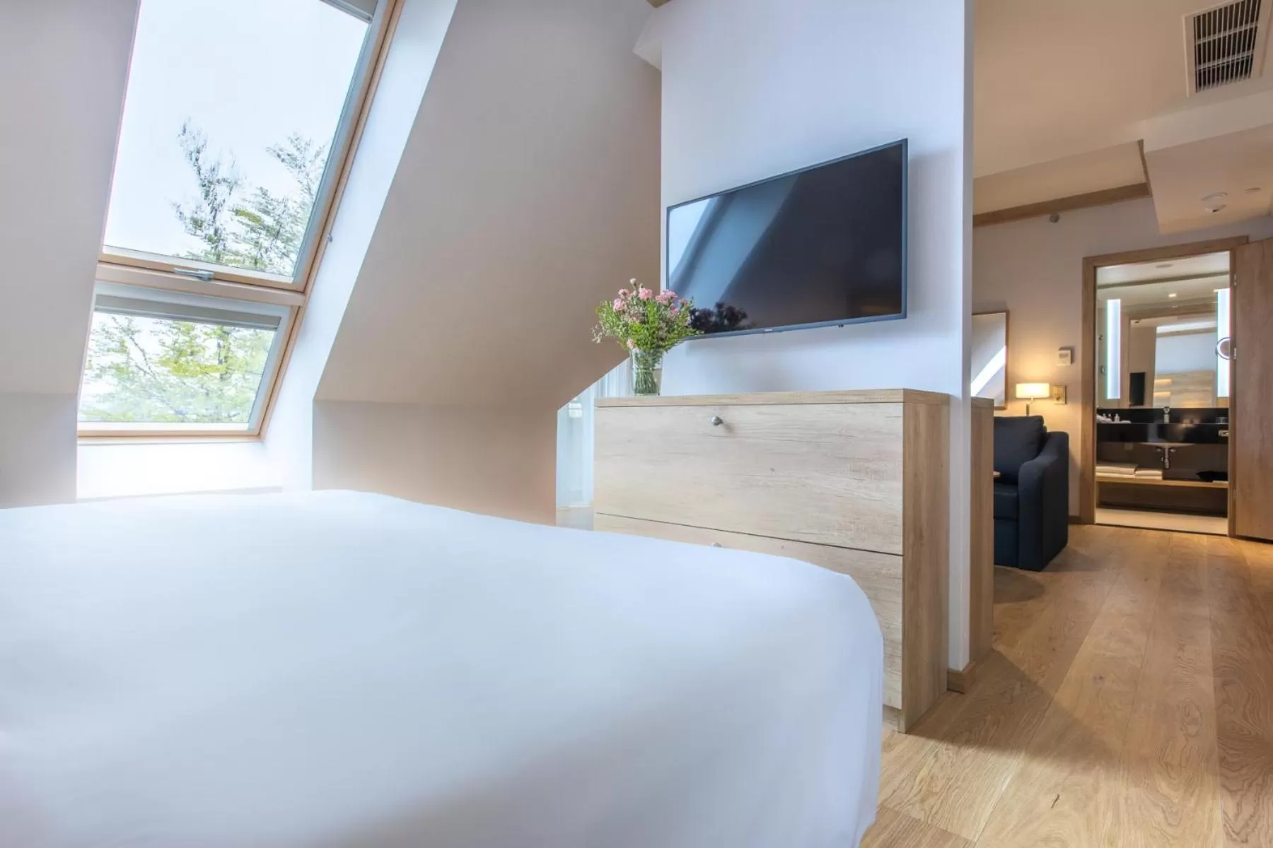 Photo of the whole room, Bed in Radisson Blu Hotel & Residences