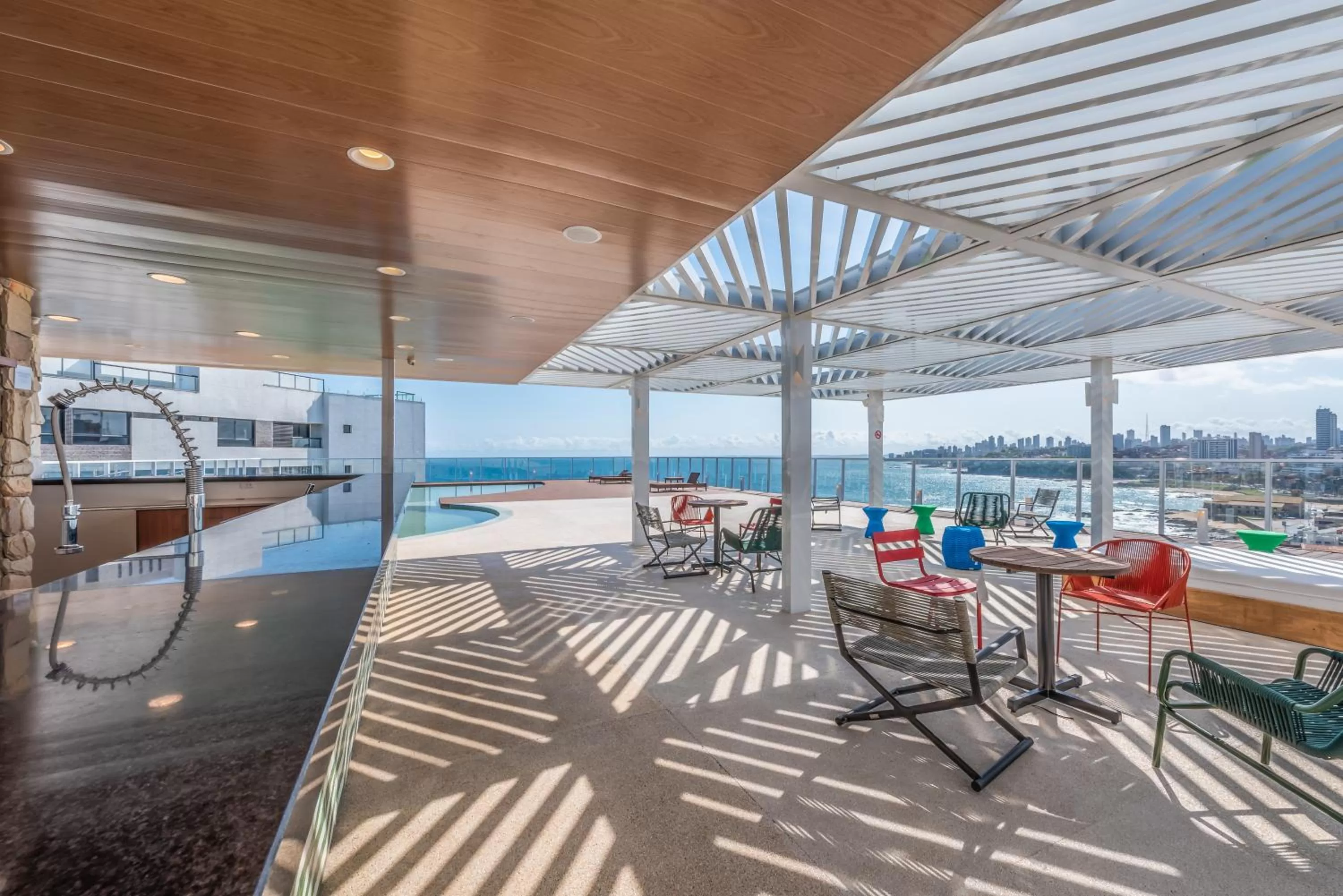 Lounge or bar in Novotel Salvador Rio Vermelho