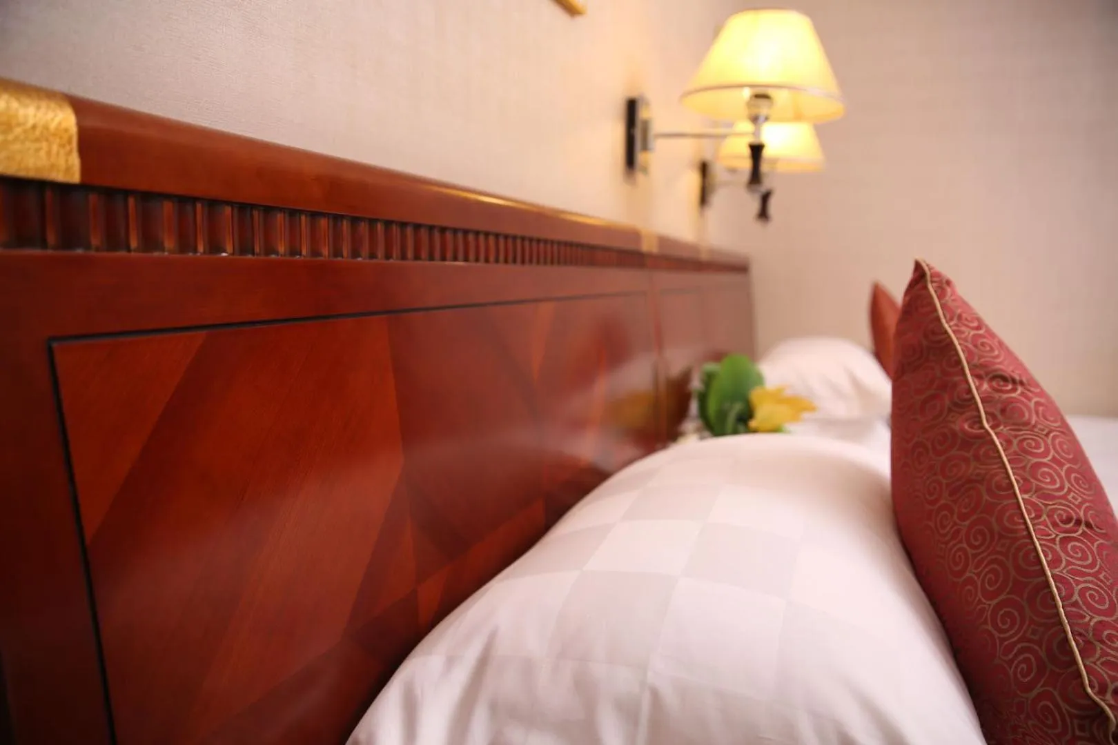 Bed in Felicity Hotel Shenzhen, Luohu Railway Station