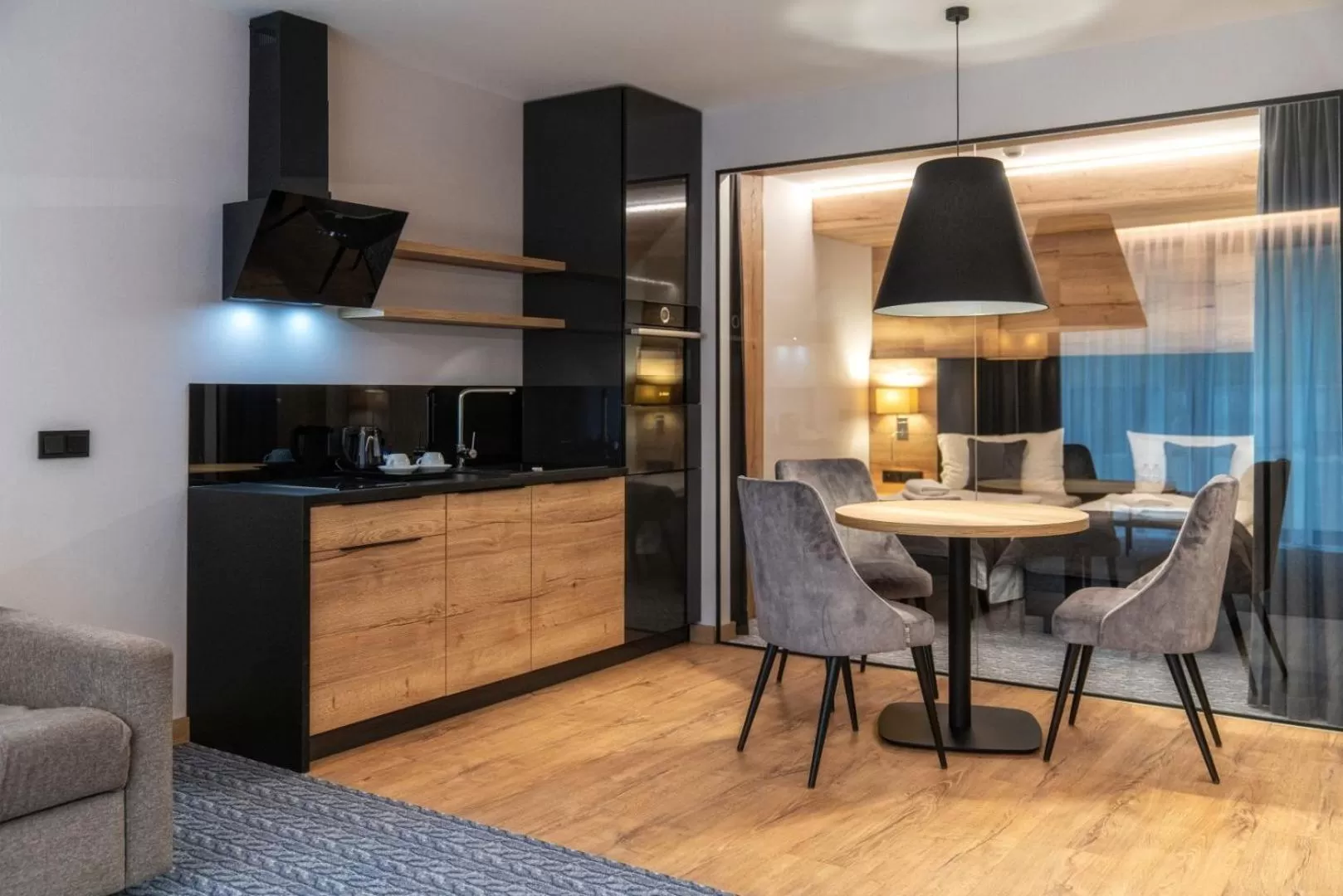 Kitchen or kitchenette in Hotel META Resort & Vine SPA