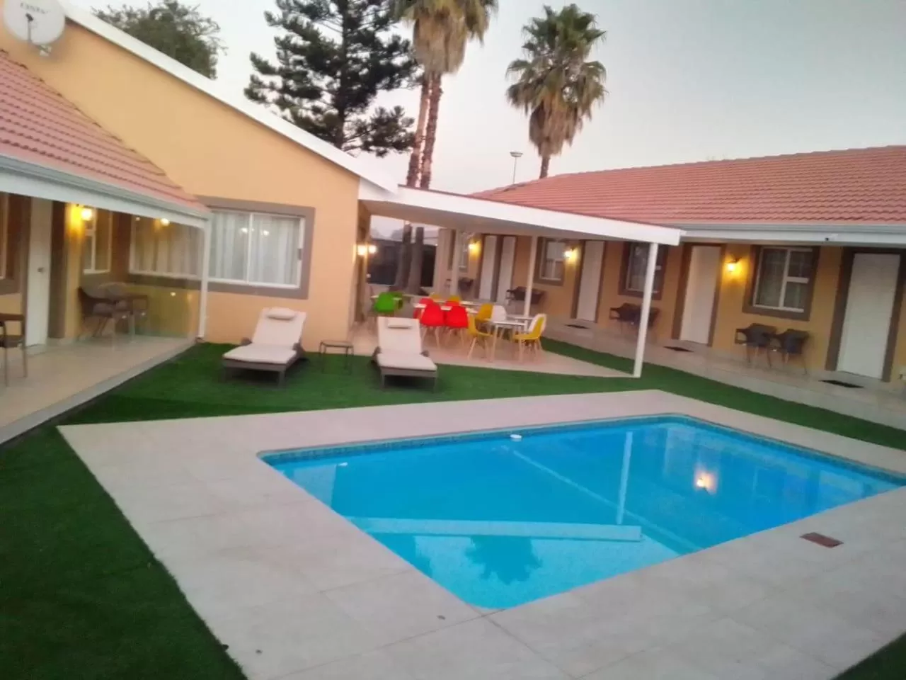 Swimming pool in Benoni N12 Hotel