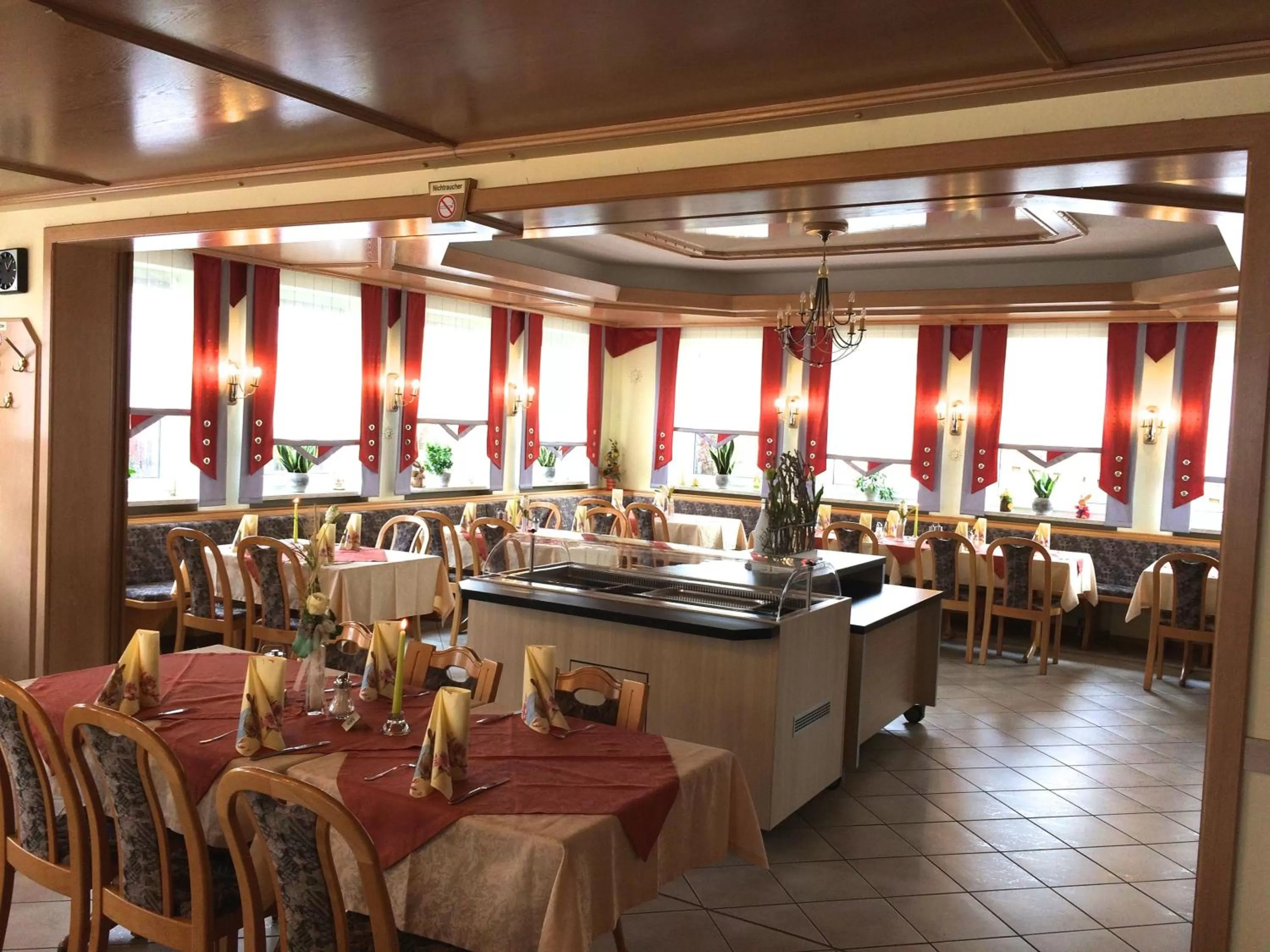 Restaurant/places to eat in Hotel Sonnental