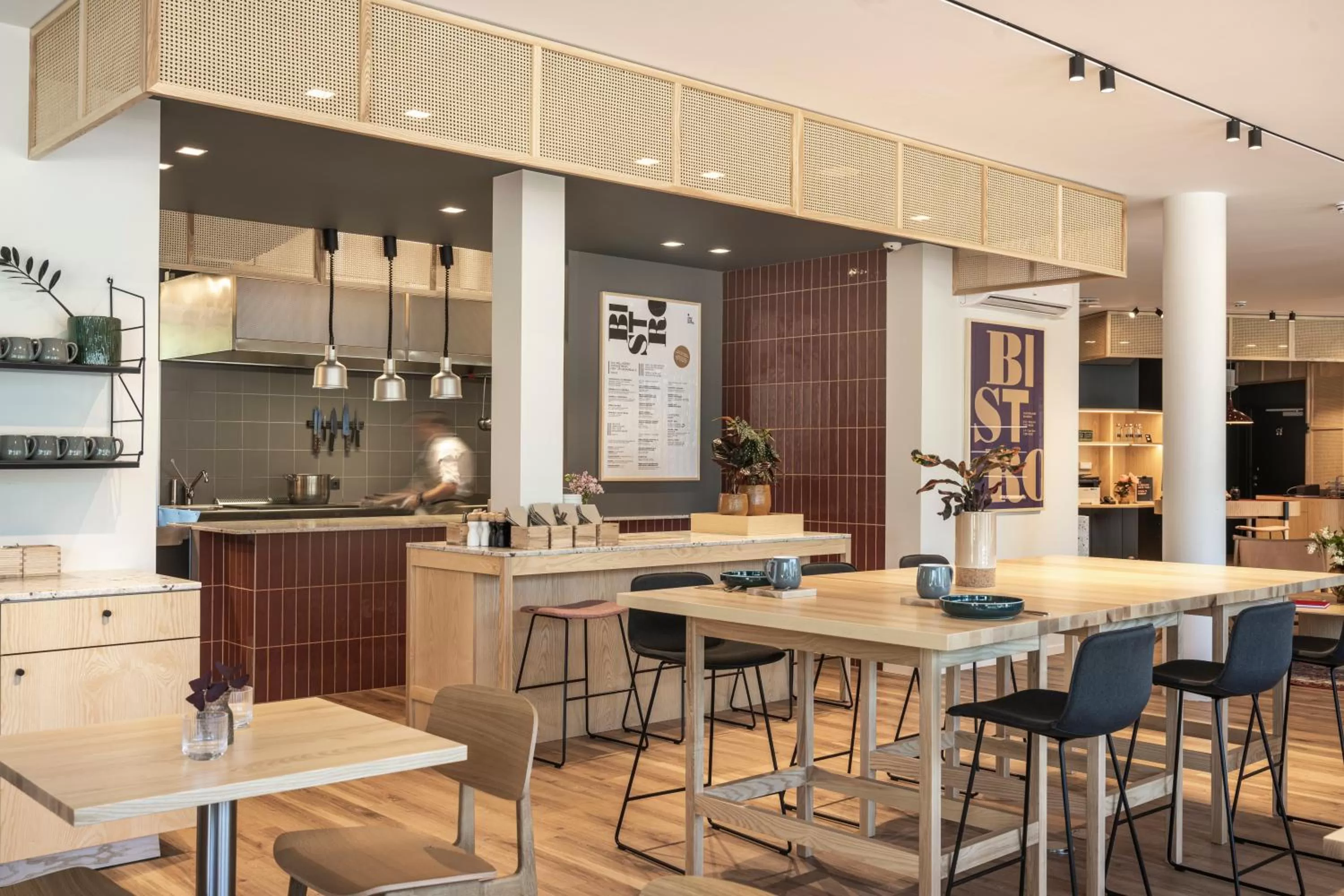 Food and drinks in Oru Hub Hotel Tallinn - Handwritten Collection