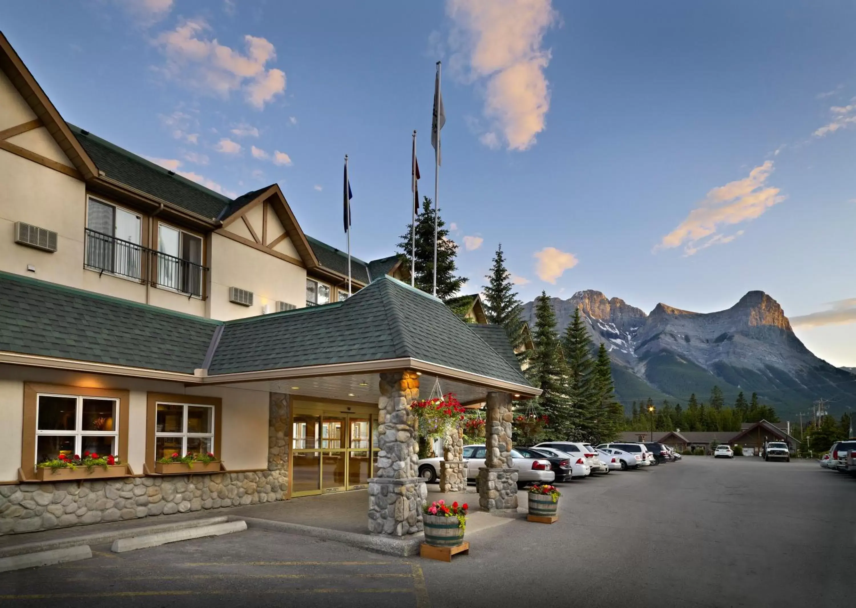 Coast Canmore Hotel & Conference Centre Coast Canmore Hotel & Conference Centre