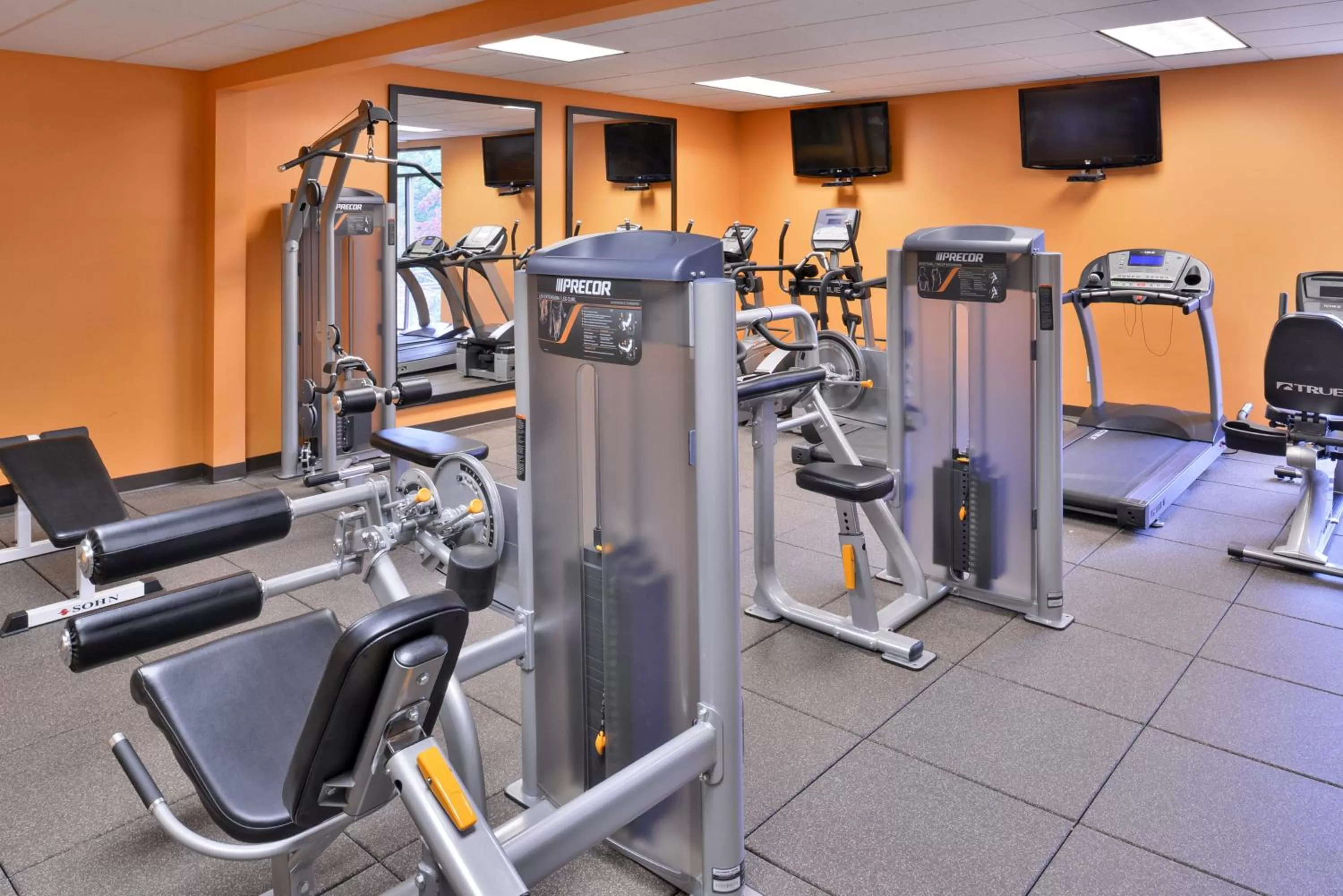 Fitness centre/facilities in Holiday Inn Express Portland West/Hillsboro by IHG