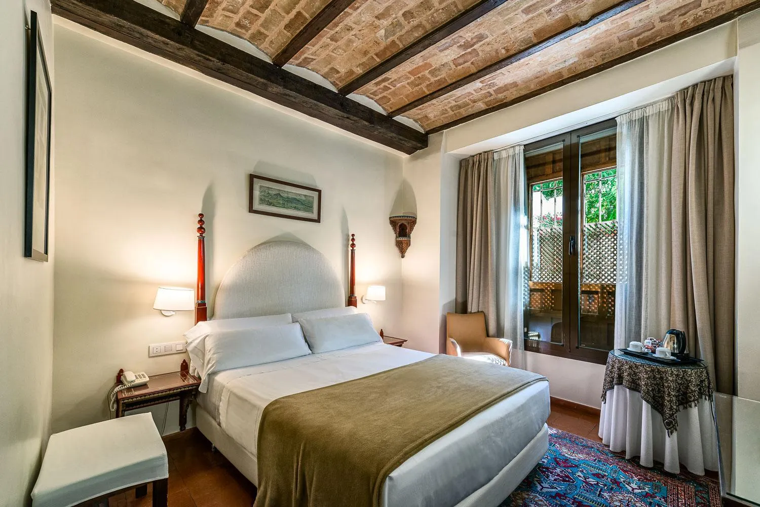 Photo of the whole room, Bed in Hotel Casa Morisca