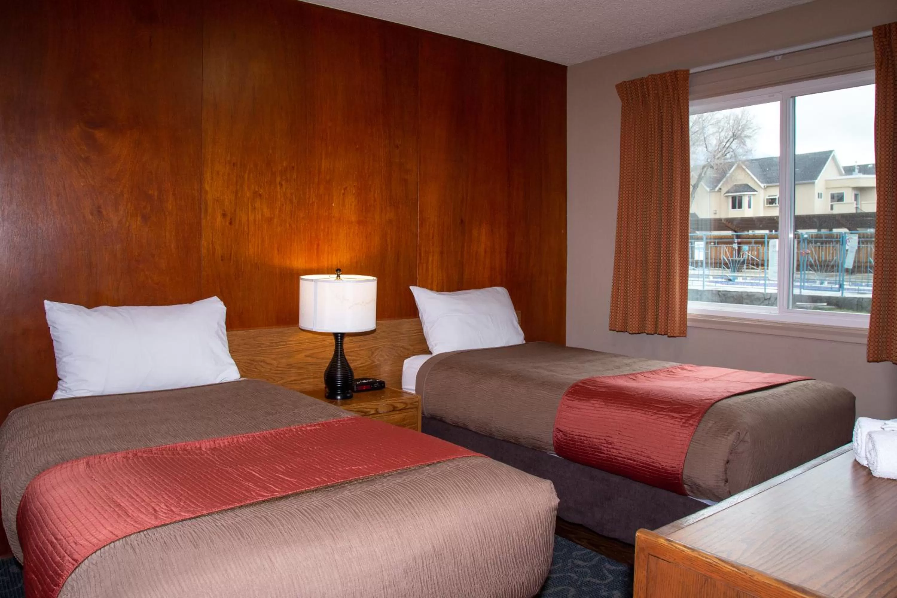 Bed in Bowmont Motel