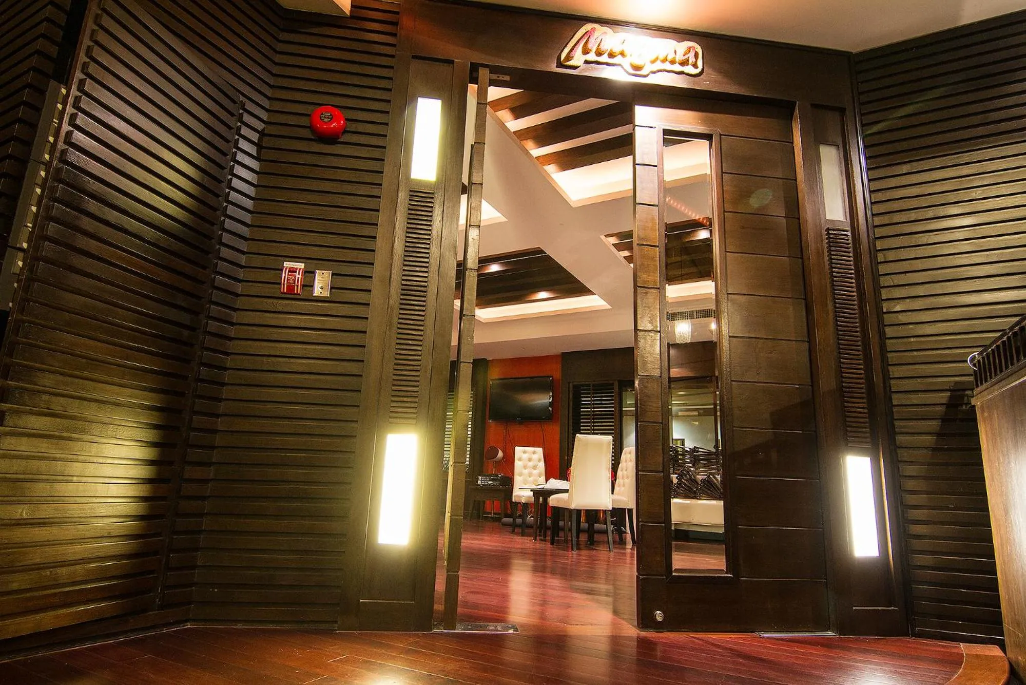 Lounge or bar in The Elements Krabi Resort - SHA Plus