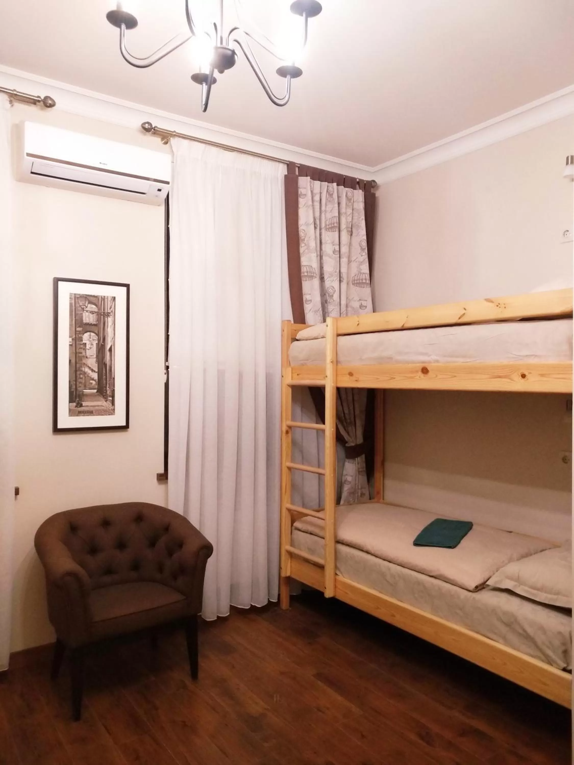 bunk bed, Bed in Belokorichi