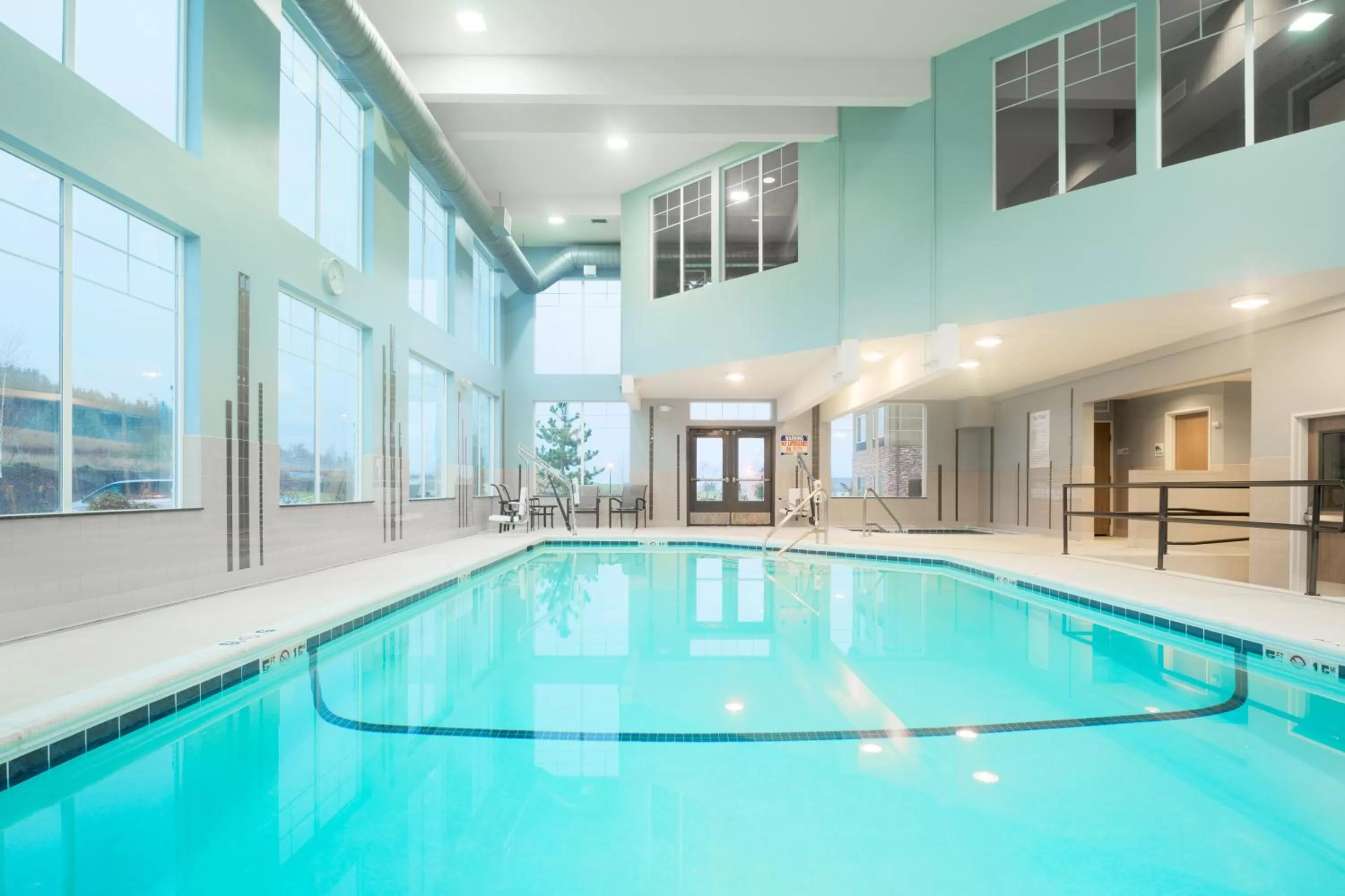 Swimming pool in Holiday Inn Express Hotel & Suites North Sequim by IHG