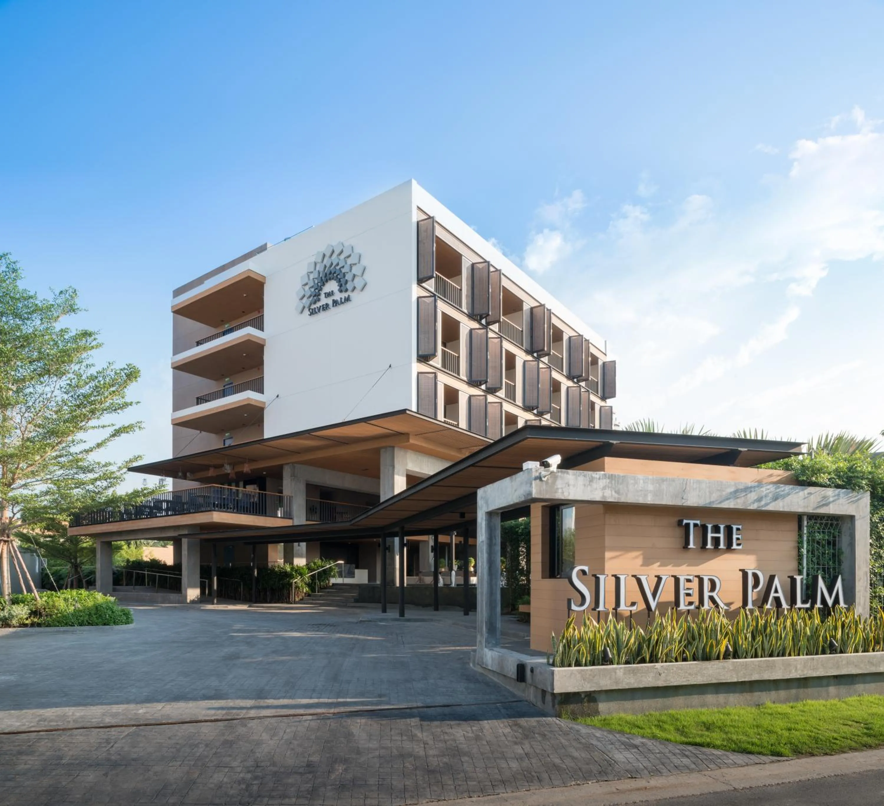 Facade/entrance in The Silver Palm Wellness Resort