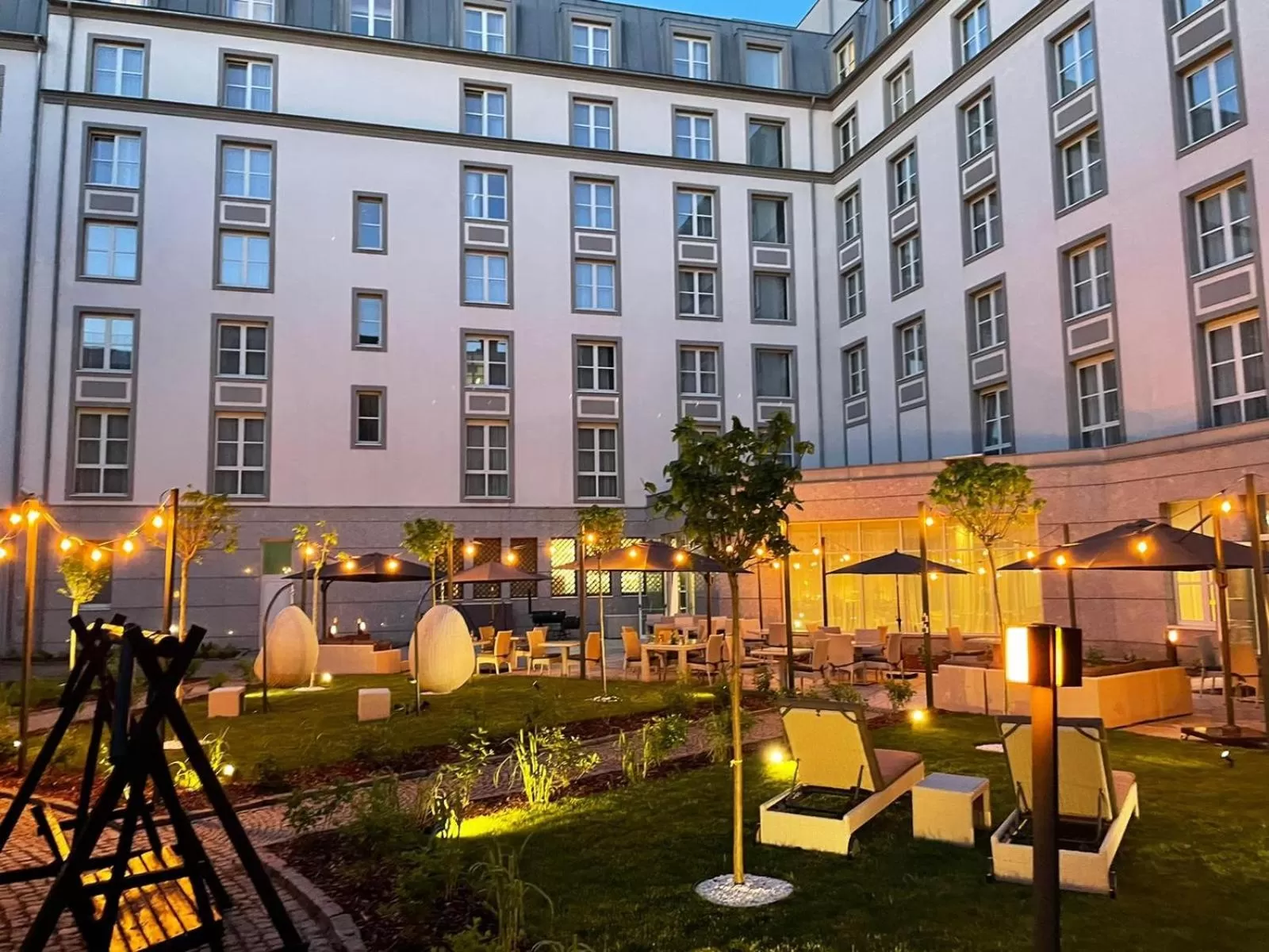 Patio in Radisson Blu Hotel Wroclaw