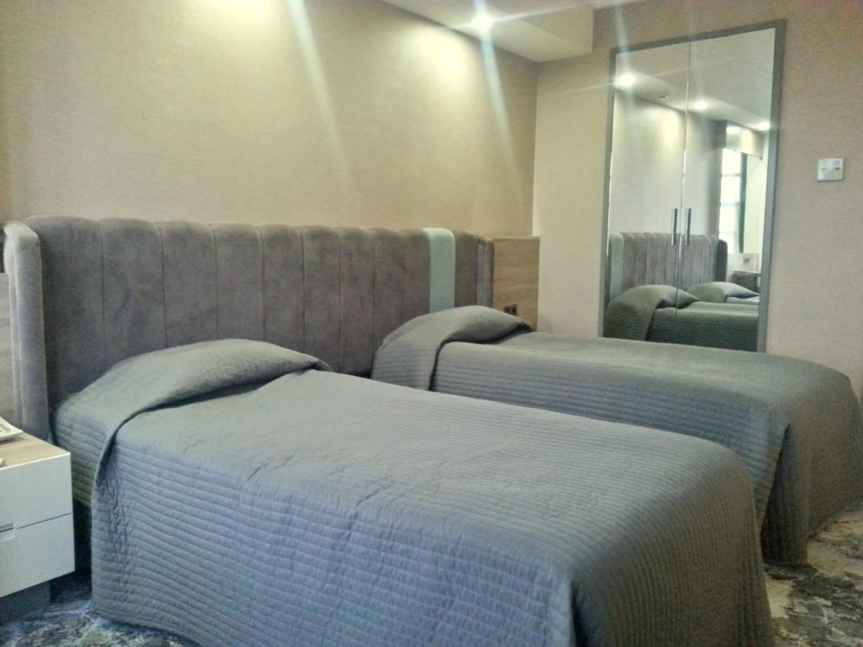 Photo of the whole room in Hotel Marla