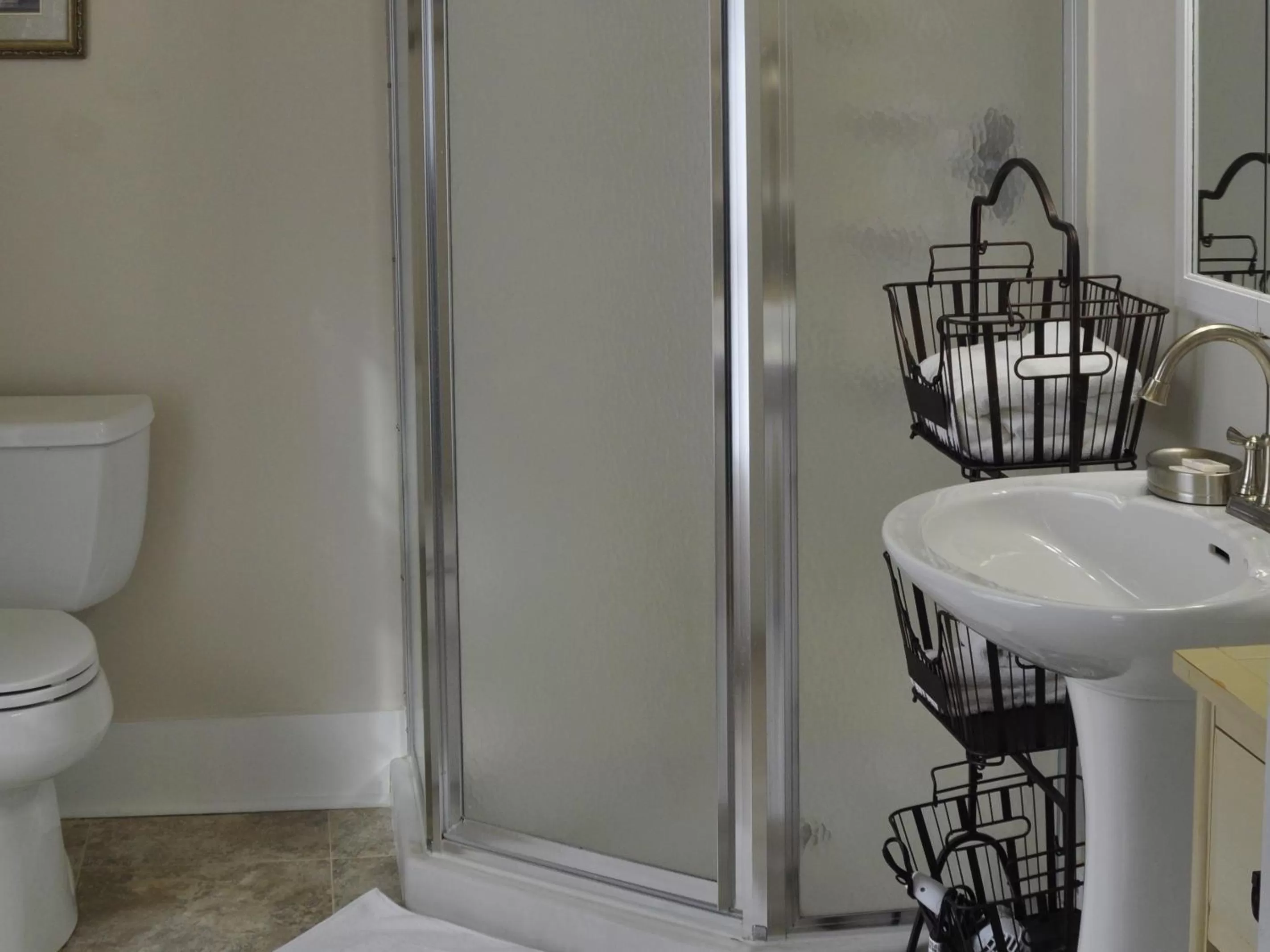 Bathroom in The Doctor's Inn