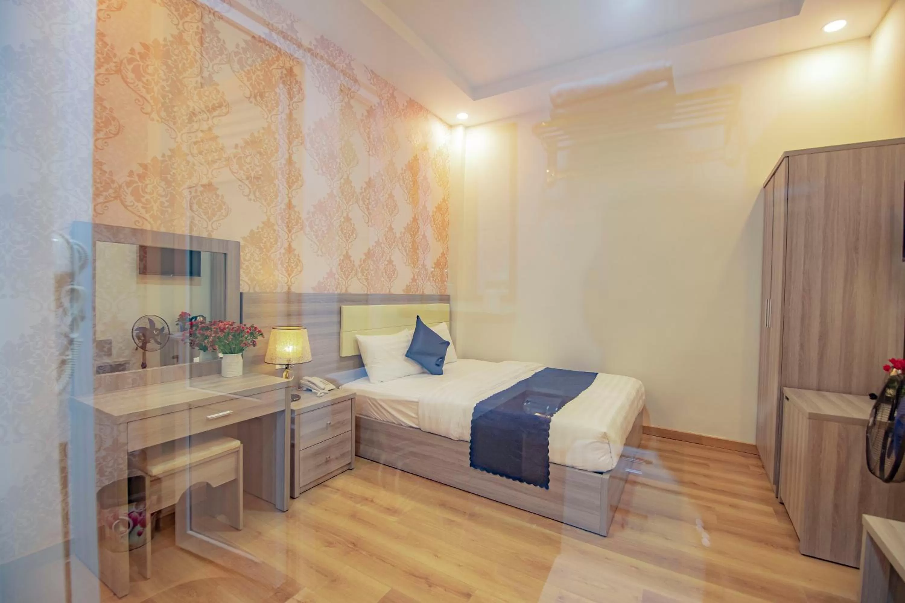 Photo of the whole room, Bed in Khanh Uyen 1 Hotel