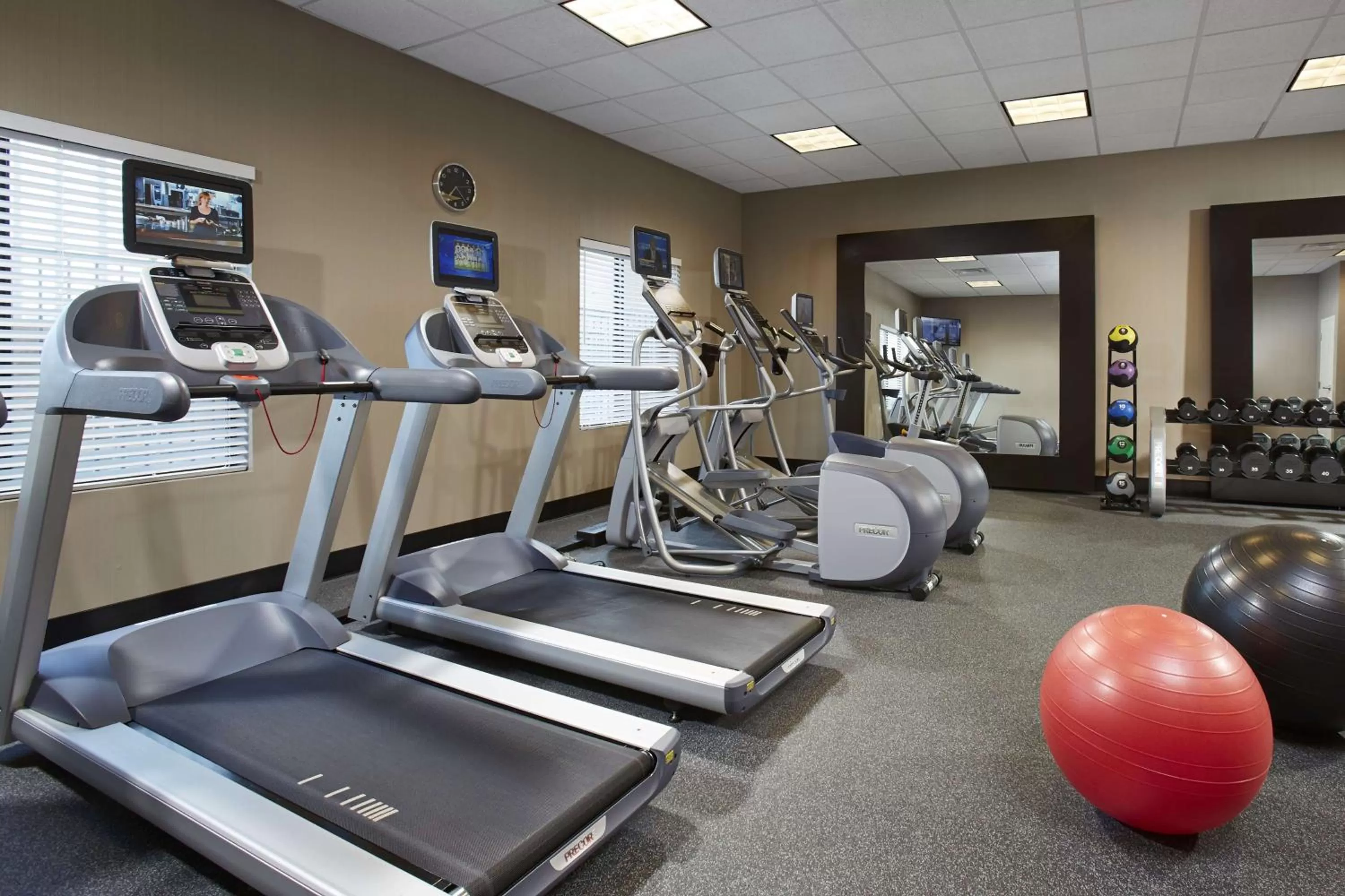 Fitness centre/facilities in Hilton Garden Inn Toronto/Brampton West, Ontario, Canada