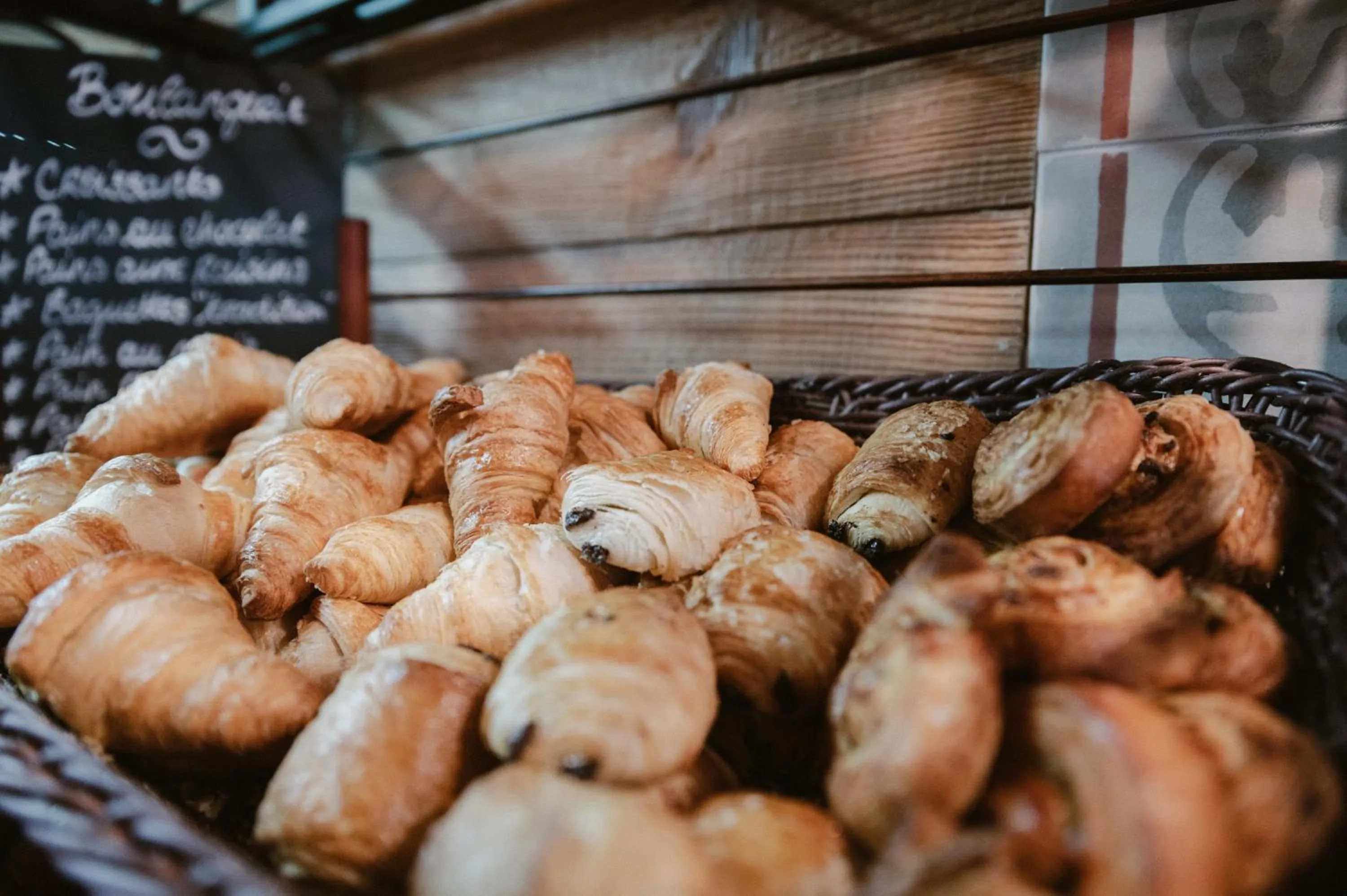 Breakfast in Hôtel Alpen Ruitor