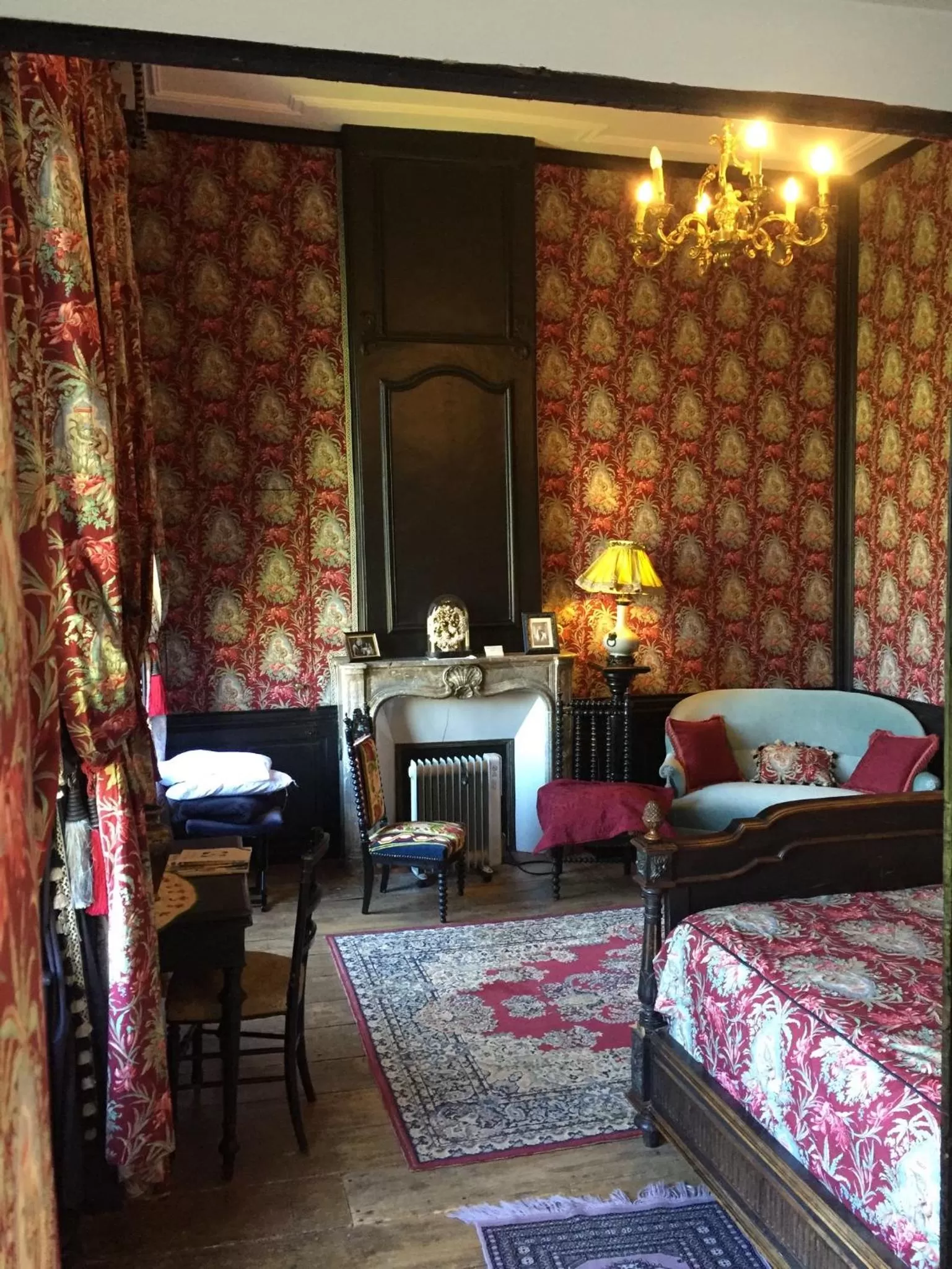 Bedroom, Bed in Château de Couin