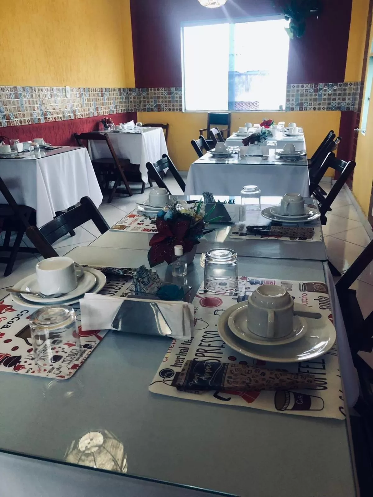 Restaurant/Places to Eat in Pousada Córdoba Cabo Frio