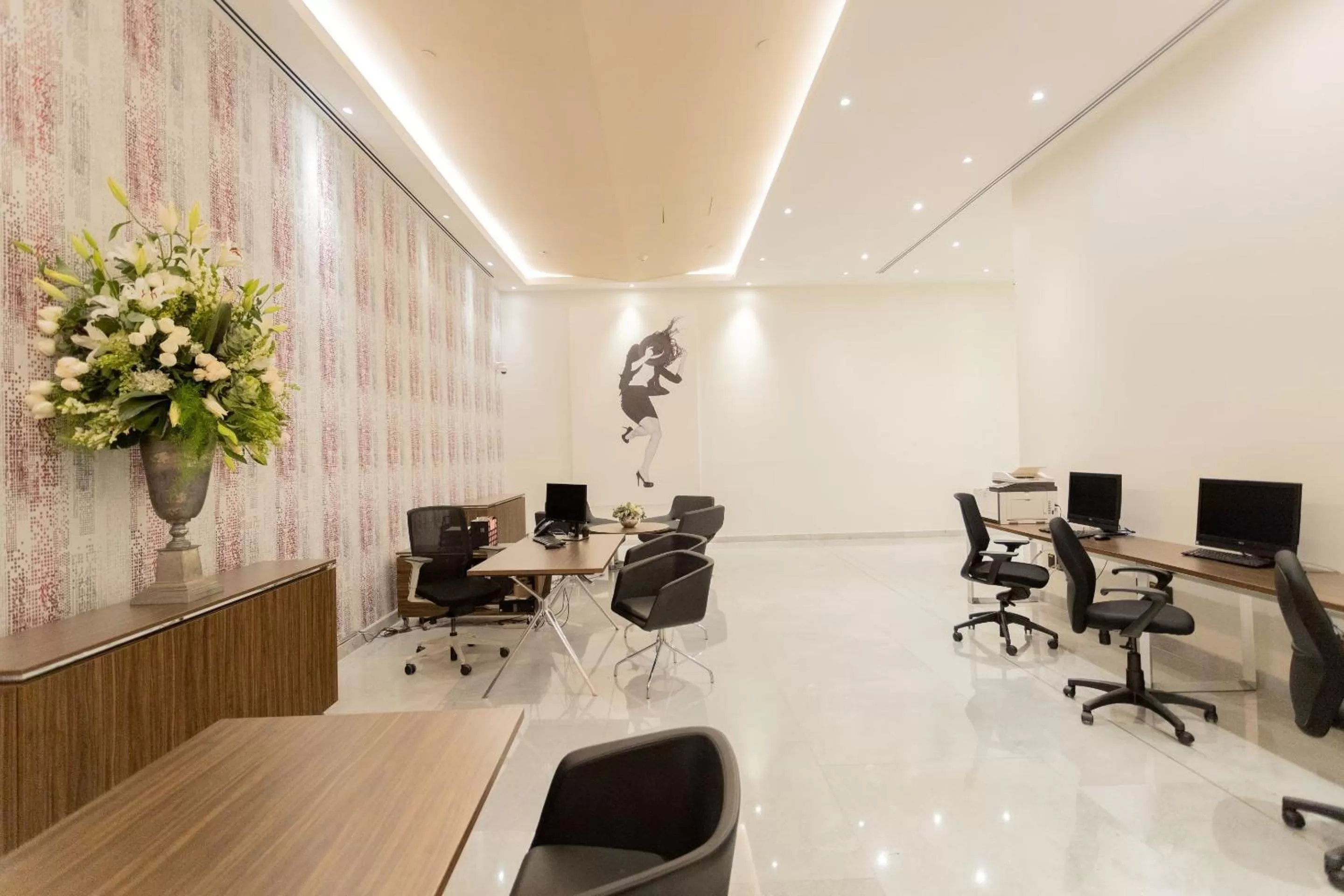 Business facilities in Camino Real Fashion Drive Monterrey