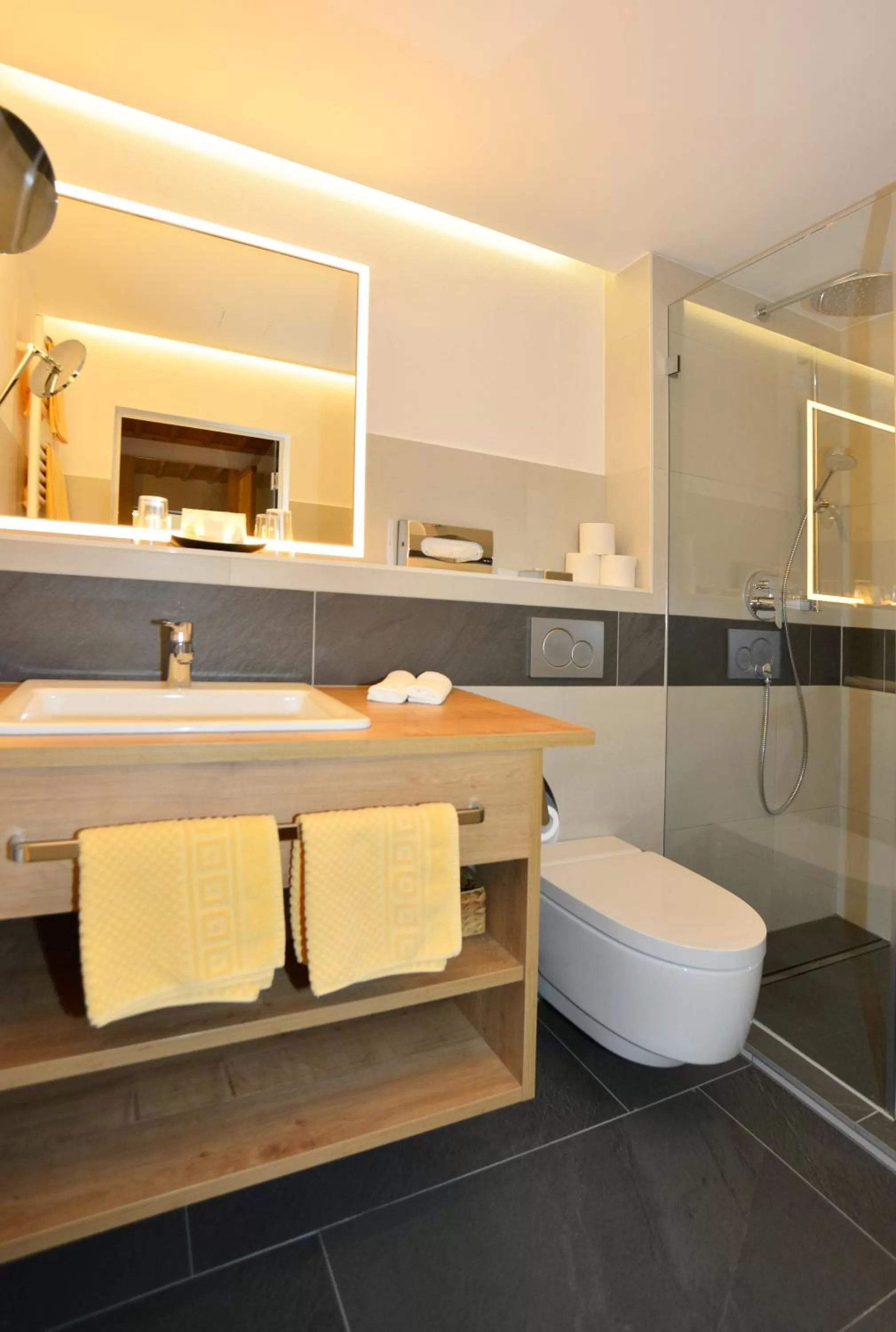 Photo of the whole room in Hotel Residenz Hochland