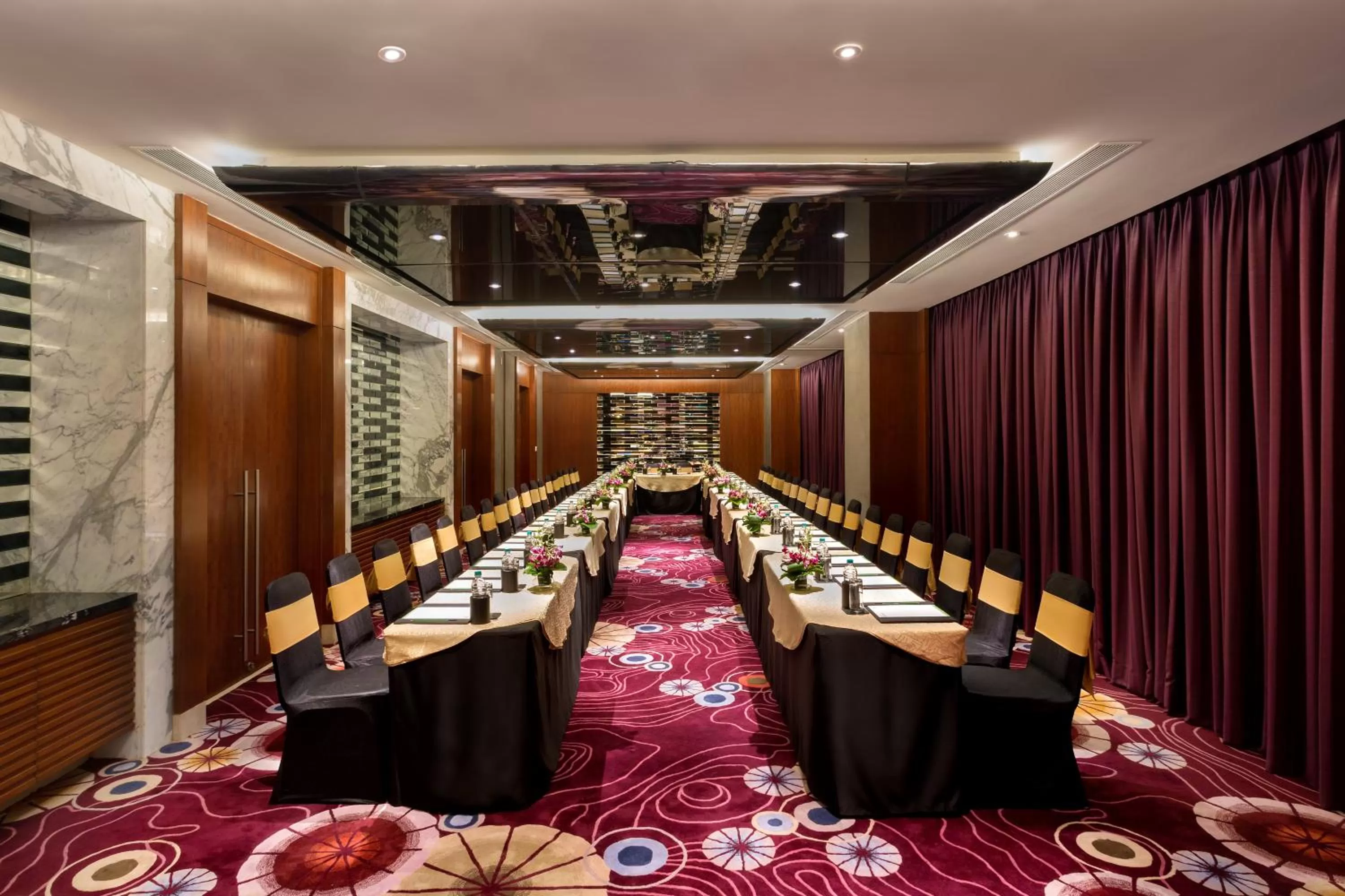 Meeting/conference room in Holiday Inn Jaipur City Centre by IHG