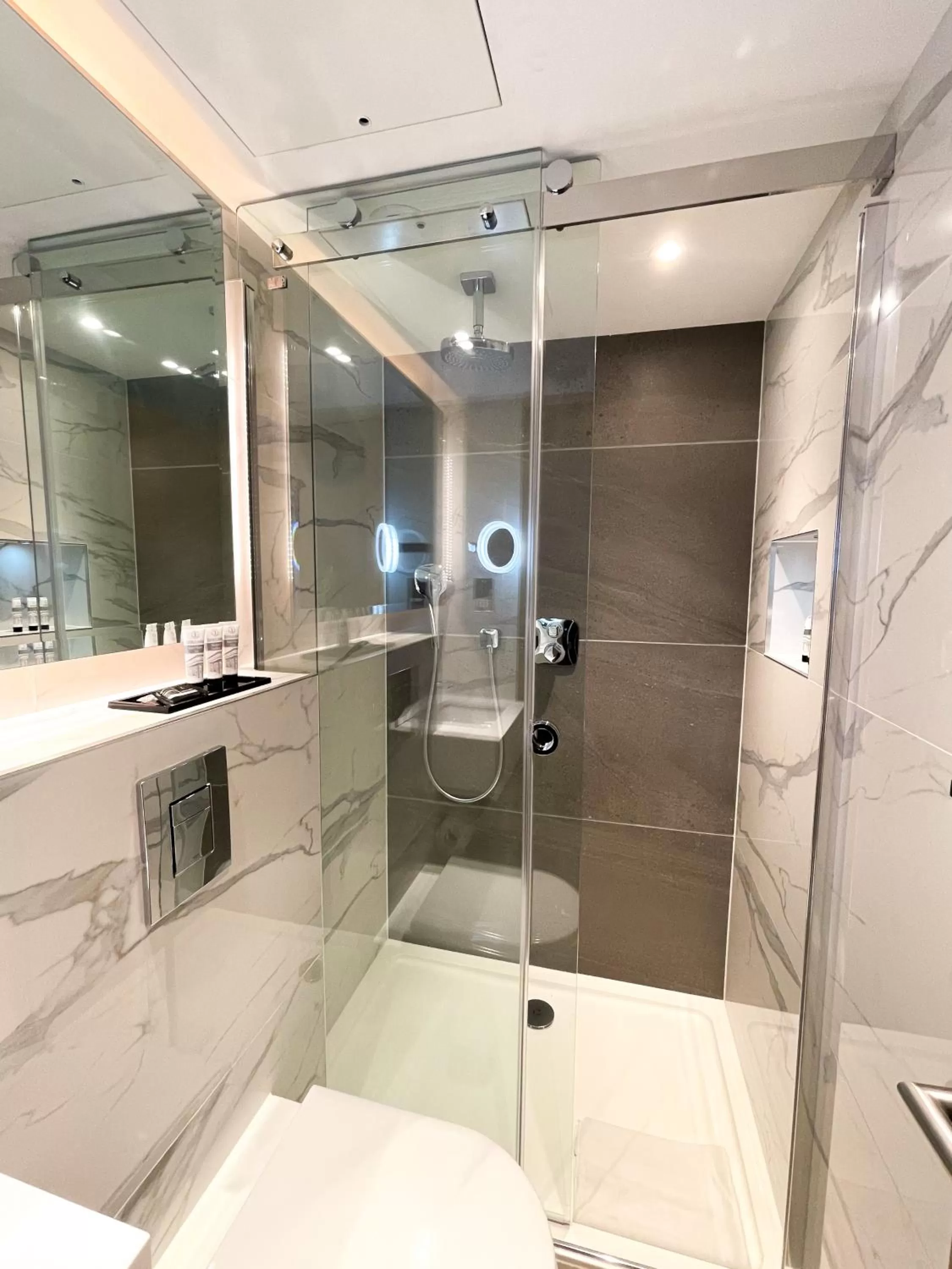 Merit Kensington Hotel