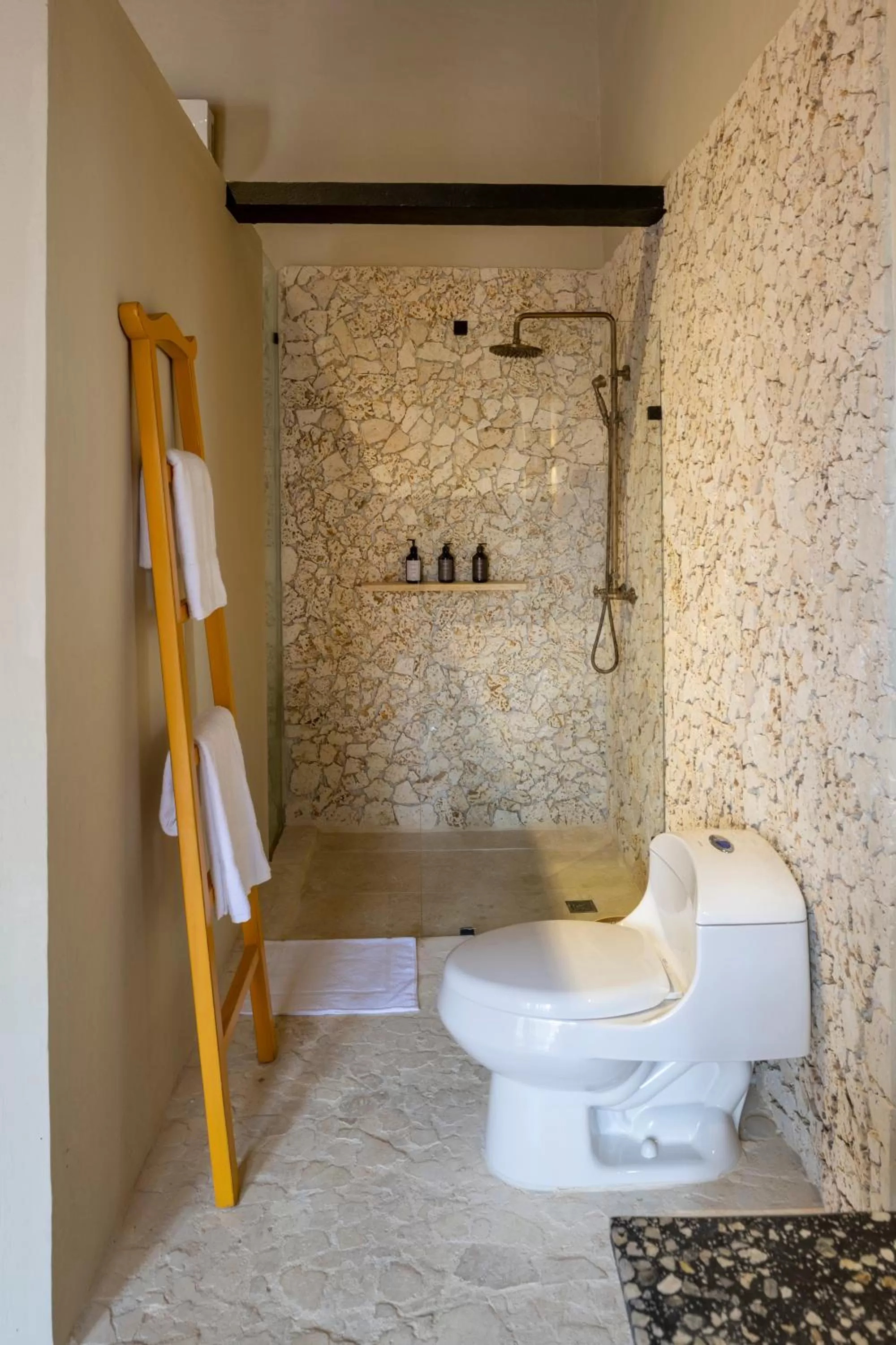 Toilet in Privado Designer Boutique Hotel