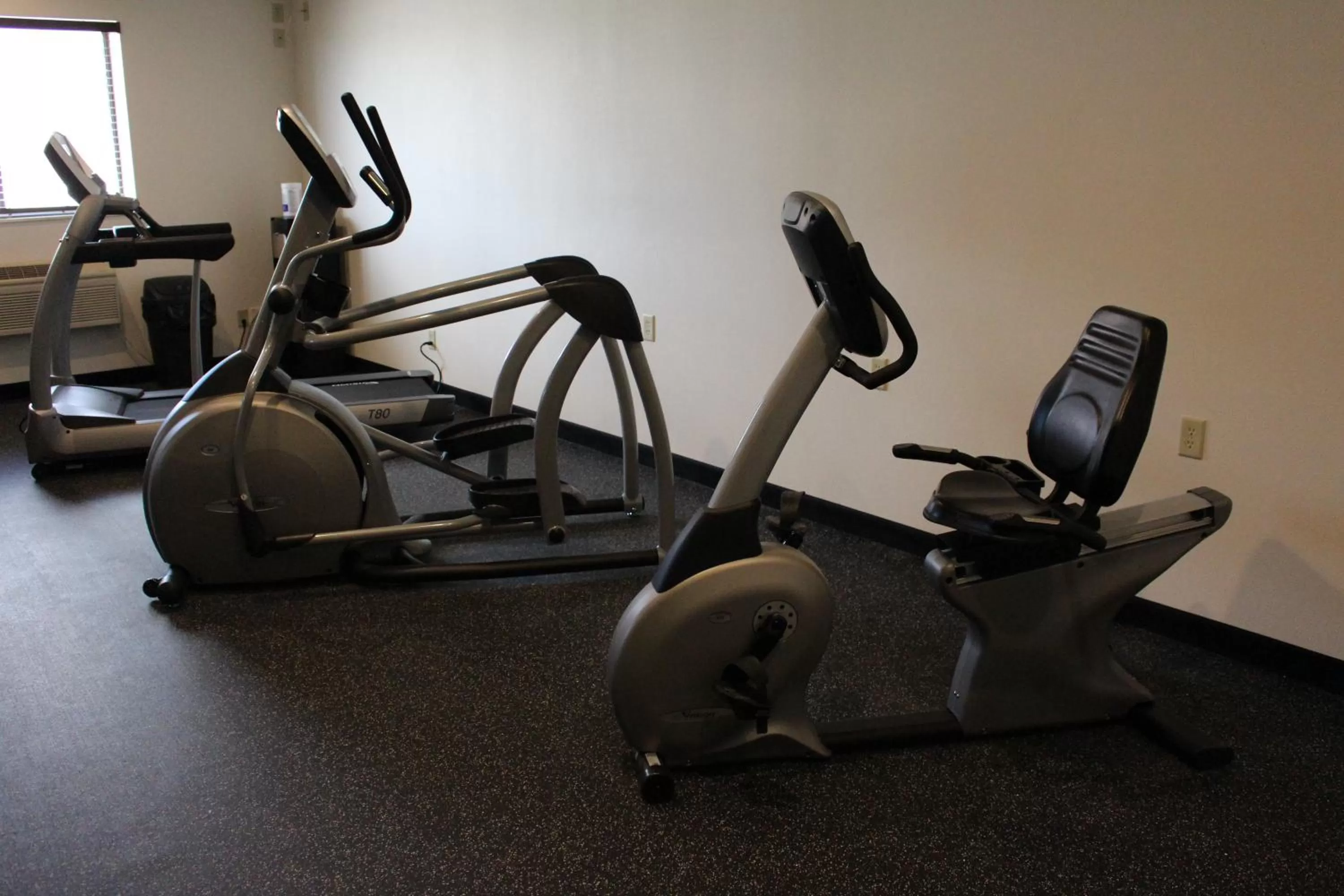 Fitness centre/facilities in Days Inn by Wyndham Watertown