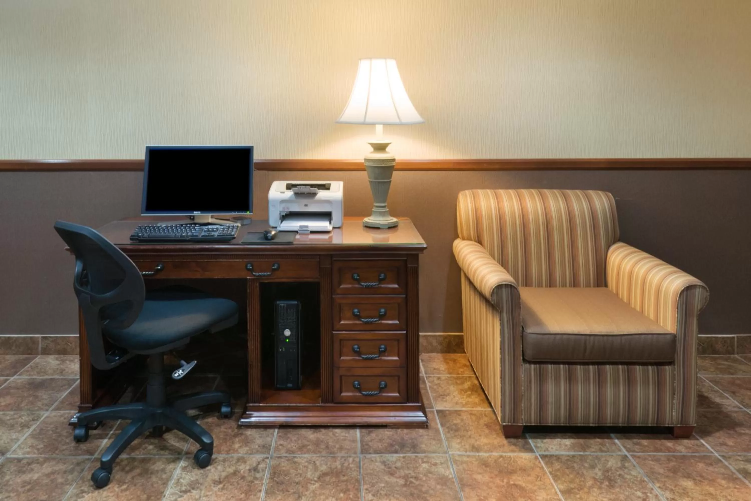 Other in Holiday Inn Express Show Low by IHG