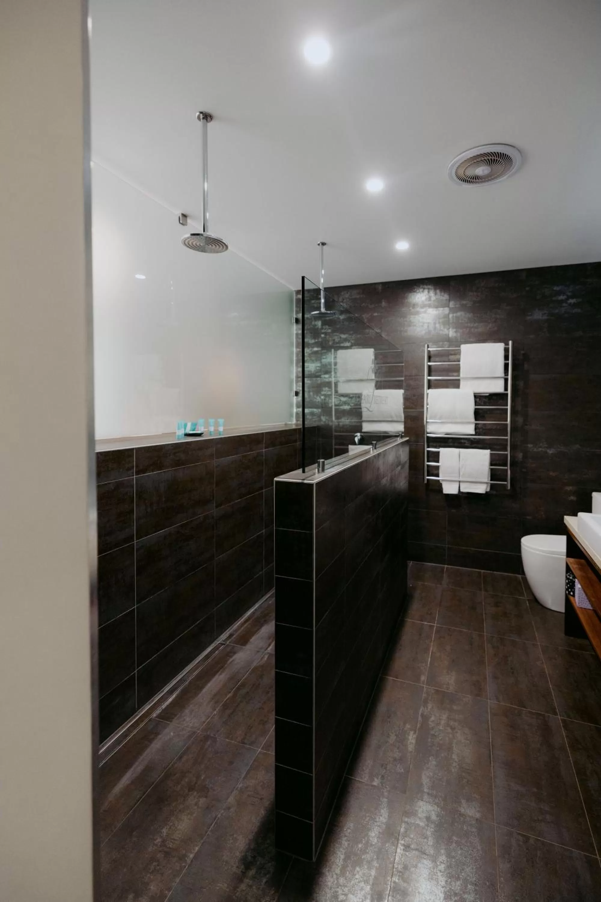 Bathroom in Losari Retreat