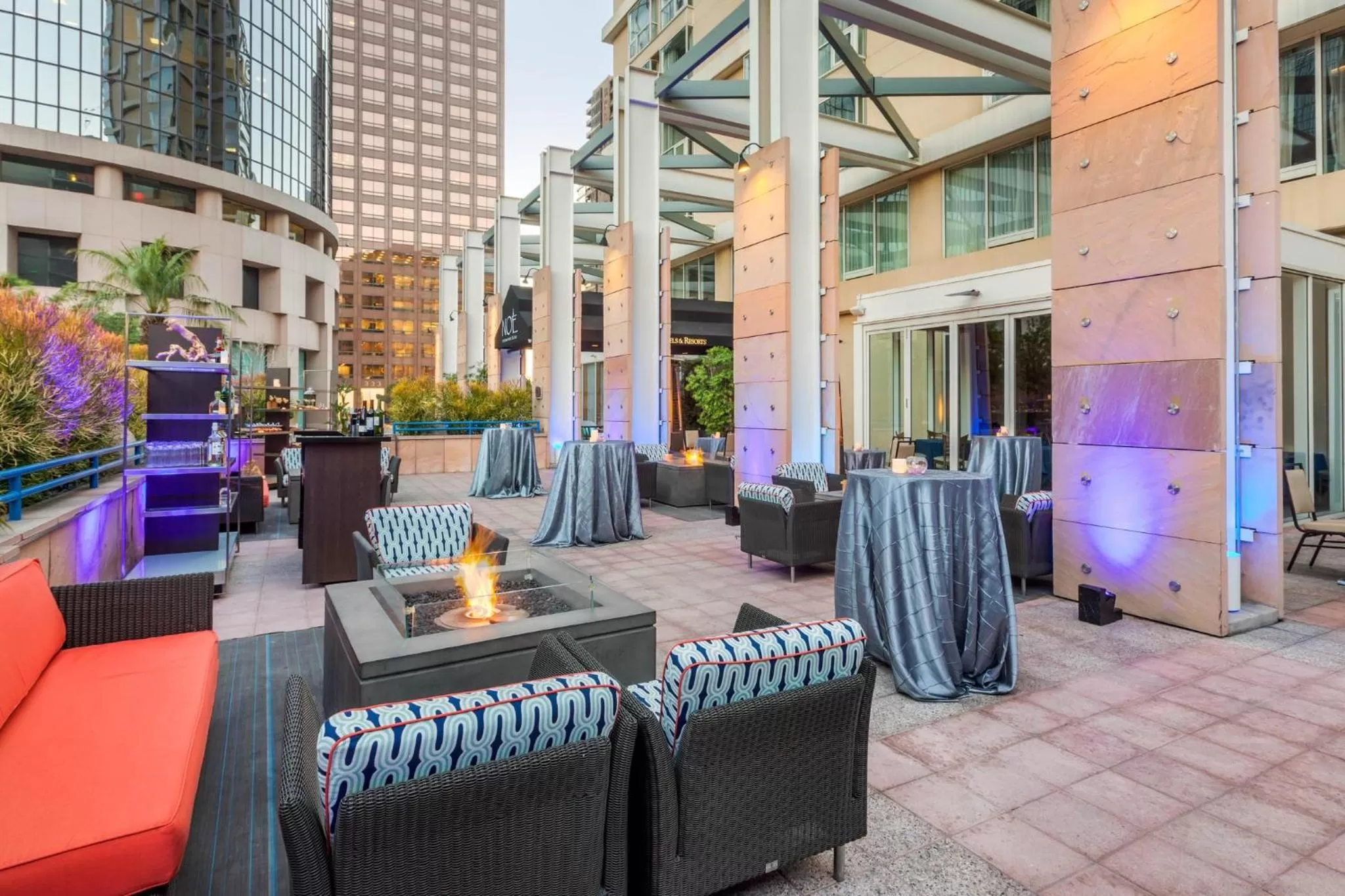 Balcony/Terrace in Omni Los Angeles Hotel