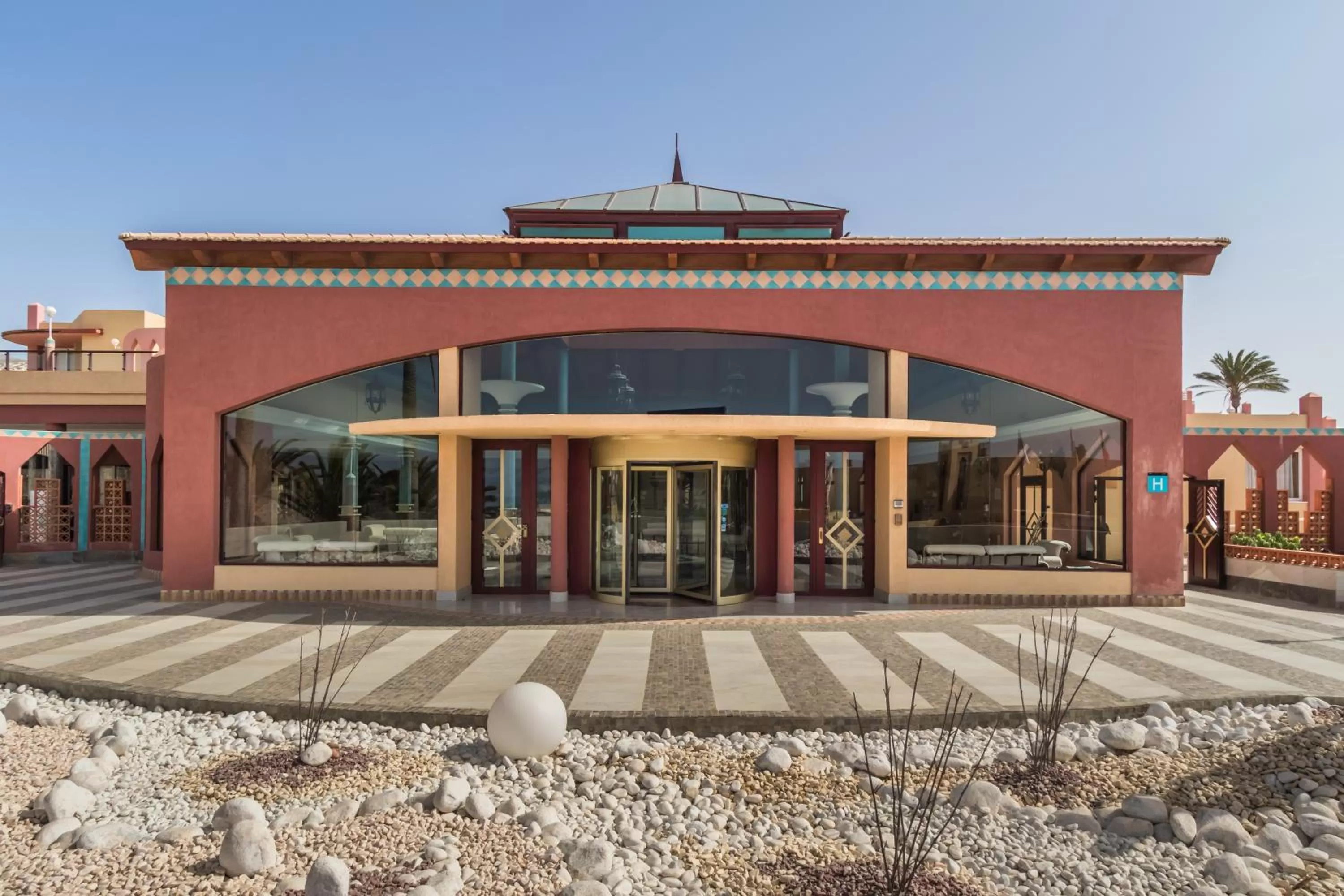 Facade/entrance in Hotel Esmeralda Maris by LIVVO