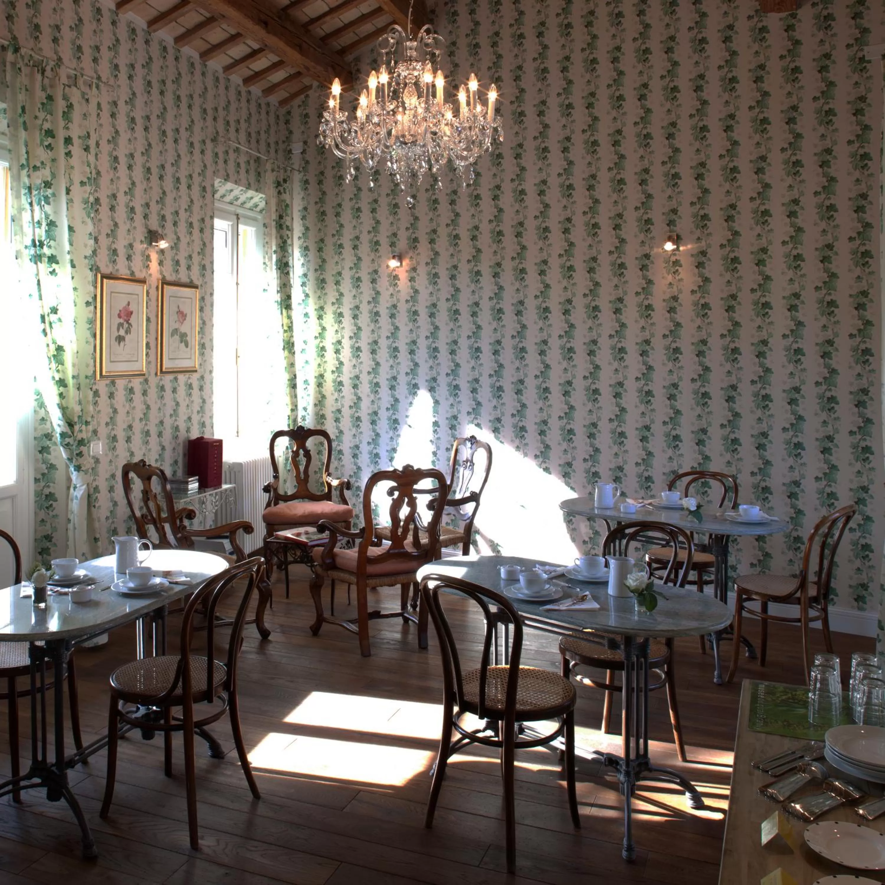 Decorative detail in M Club De Luxe B&B