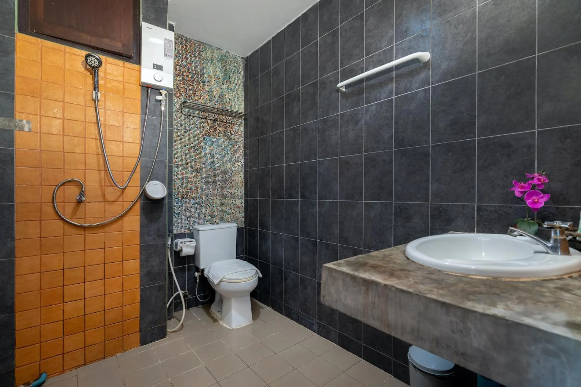 Bathroom in Memory 2