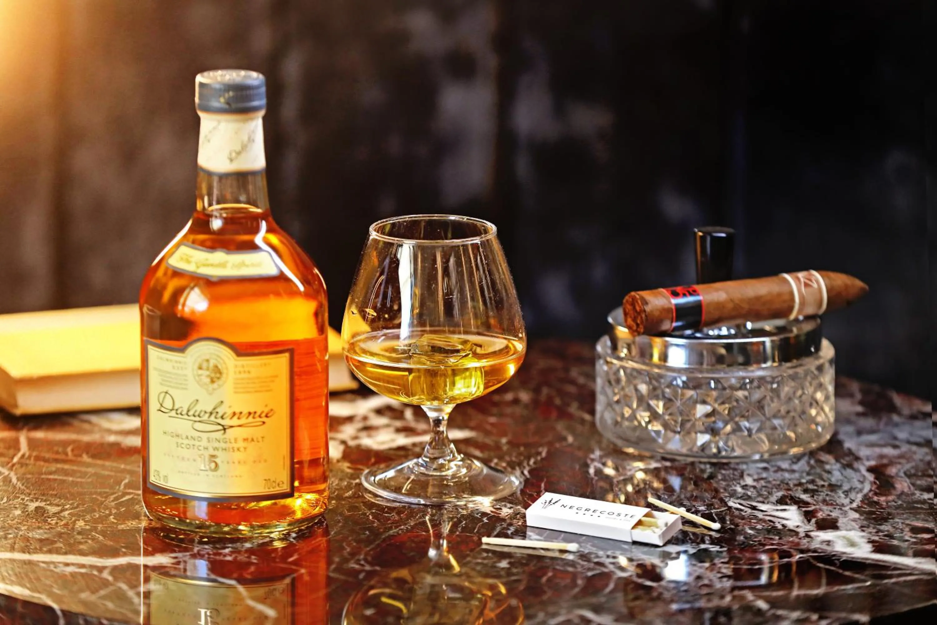 Lounge or bar in Negrecoste Hôtel & Spa