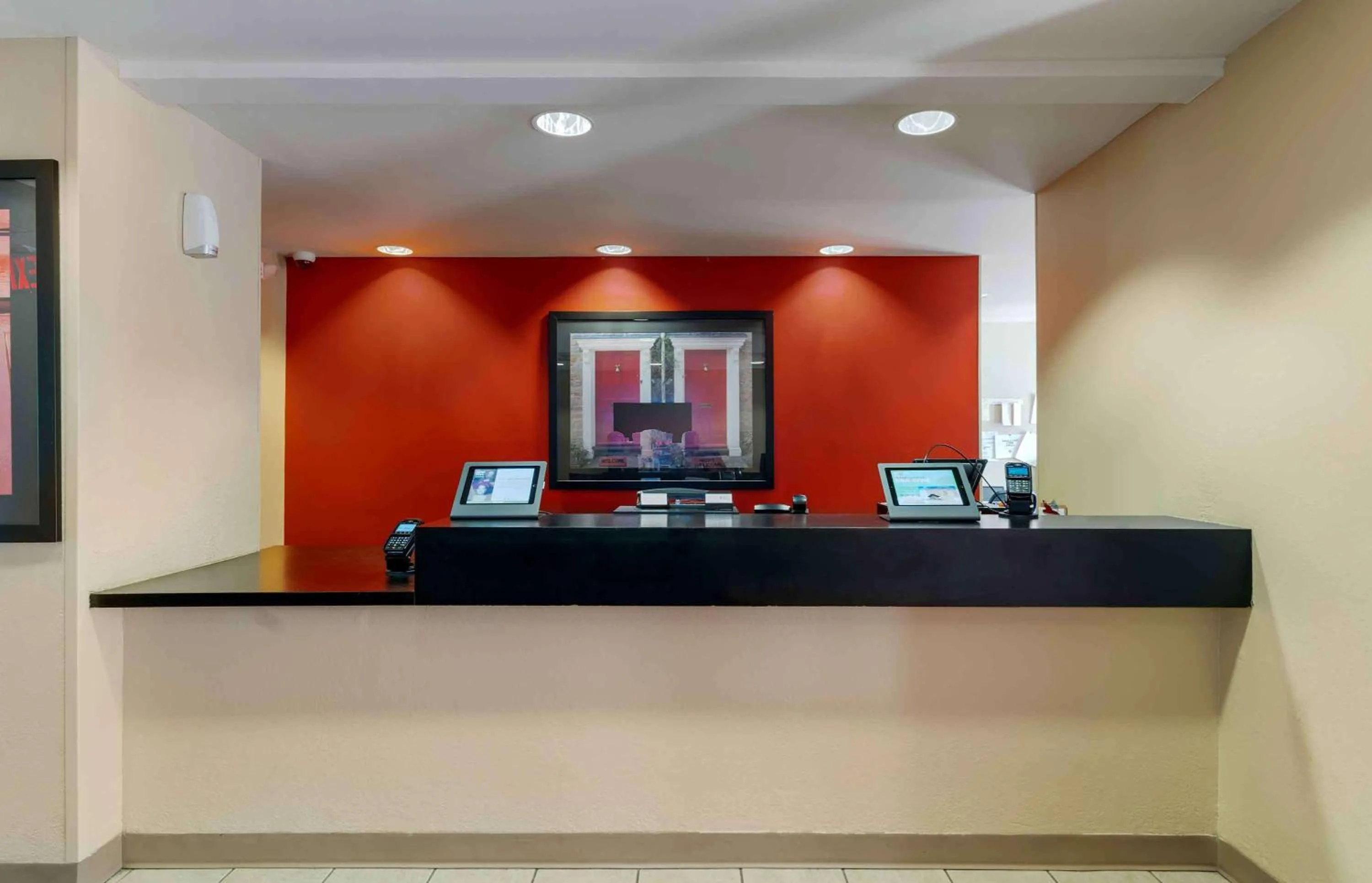 Lobby or reception in Extended Stay America Suites - Chicago - Gurnee