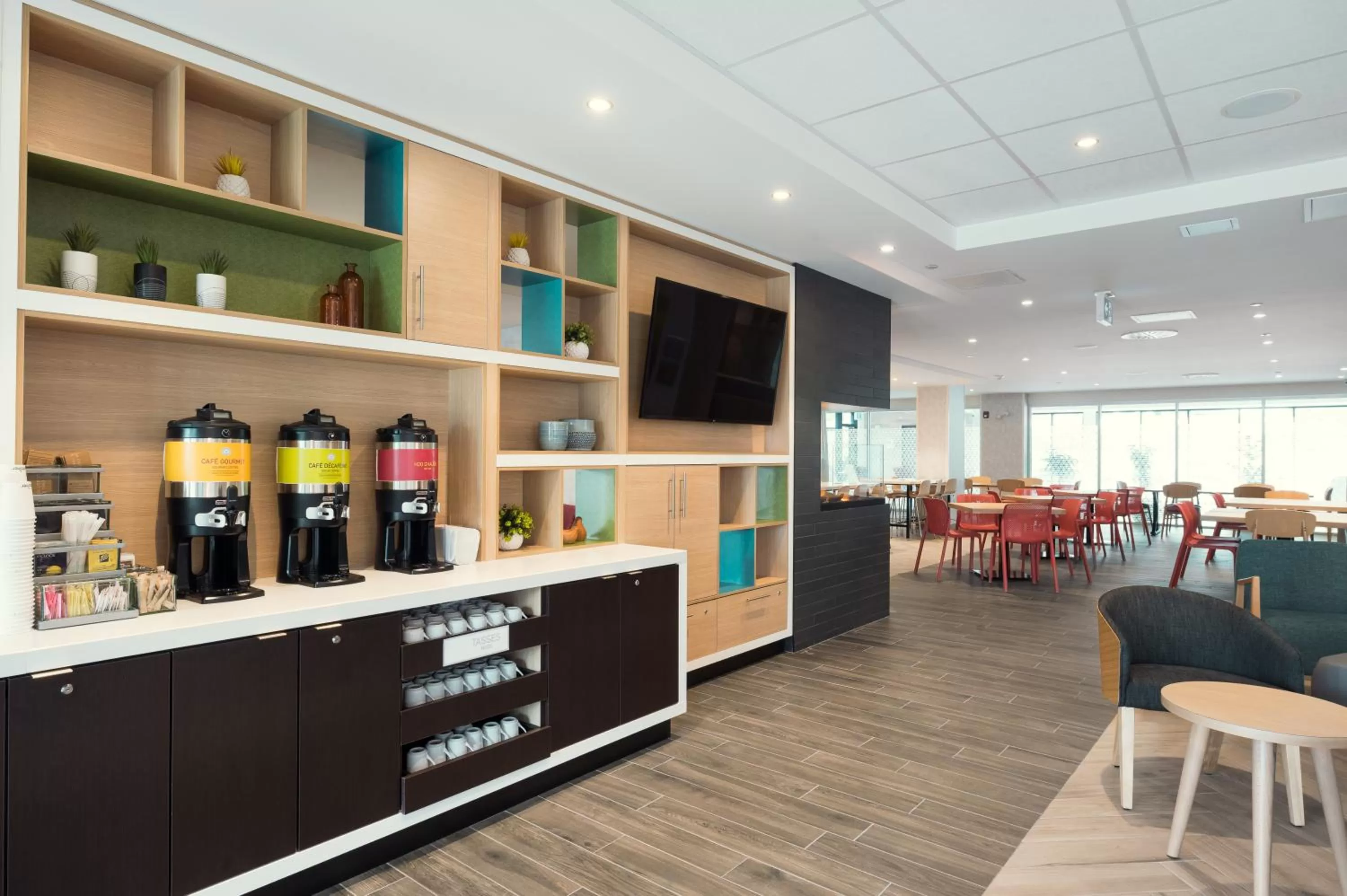 Lobby or reception in Home2 Suites By Hilton Quebec City