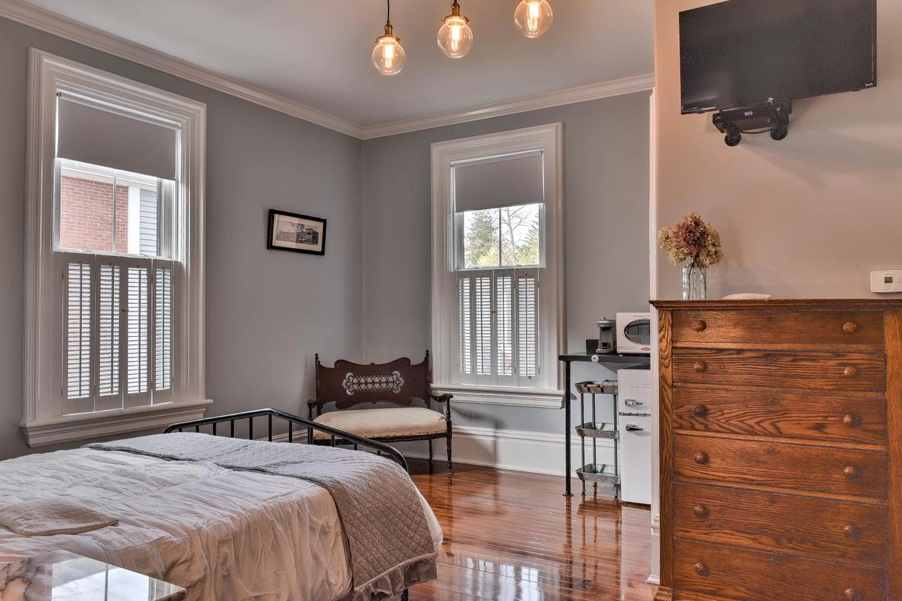 Bed in The Burrell House