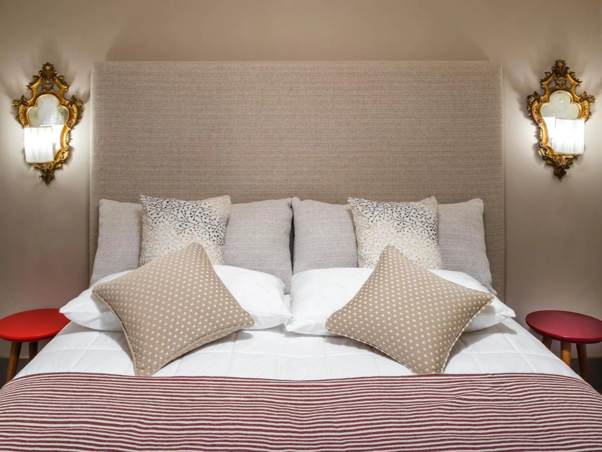 Bedroom, Bed in Alfieri9