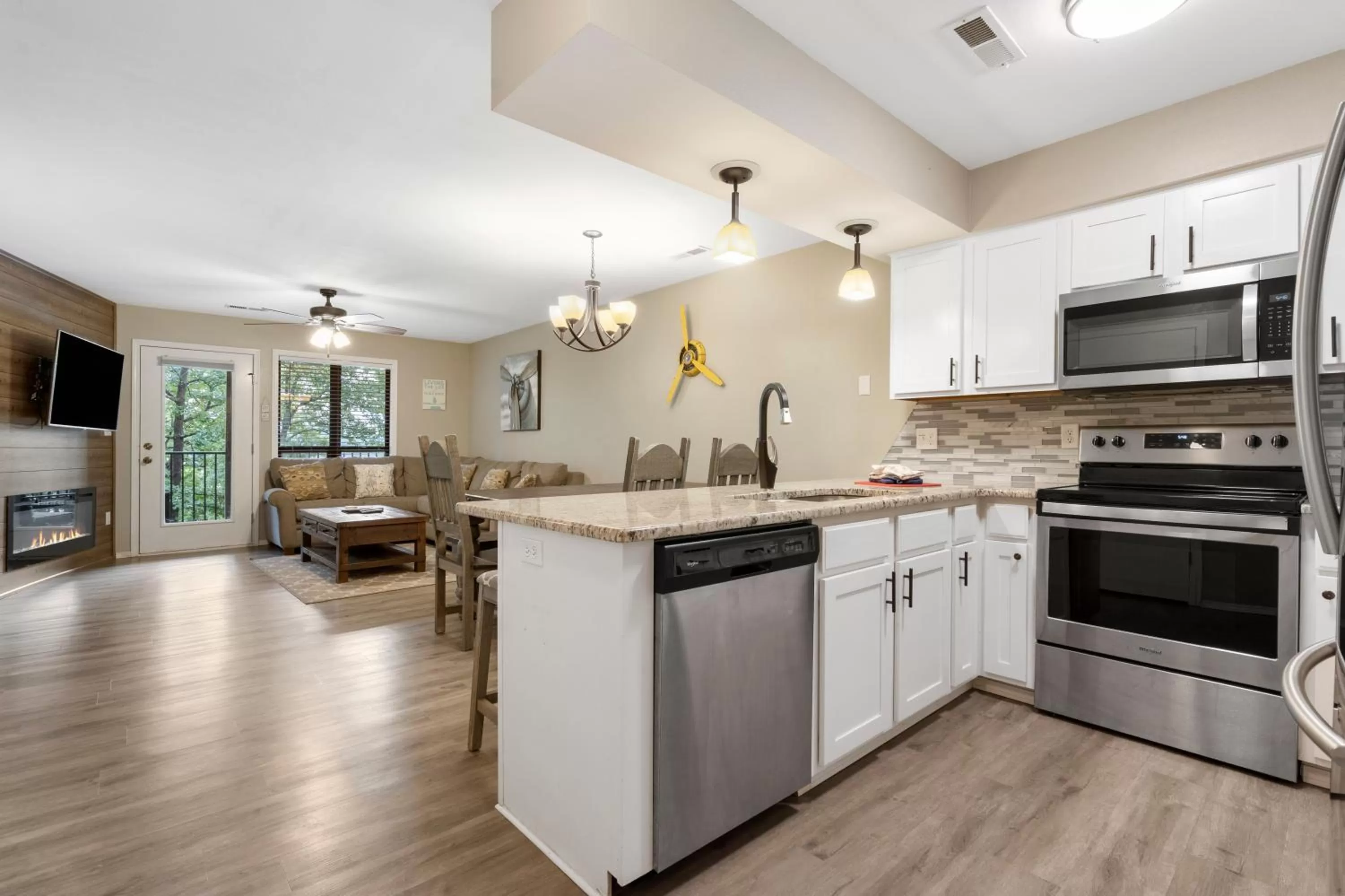 Kitchen or kitchenette in Table Rock Resorts at Indian Point