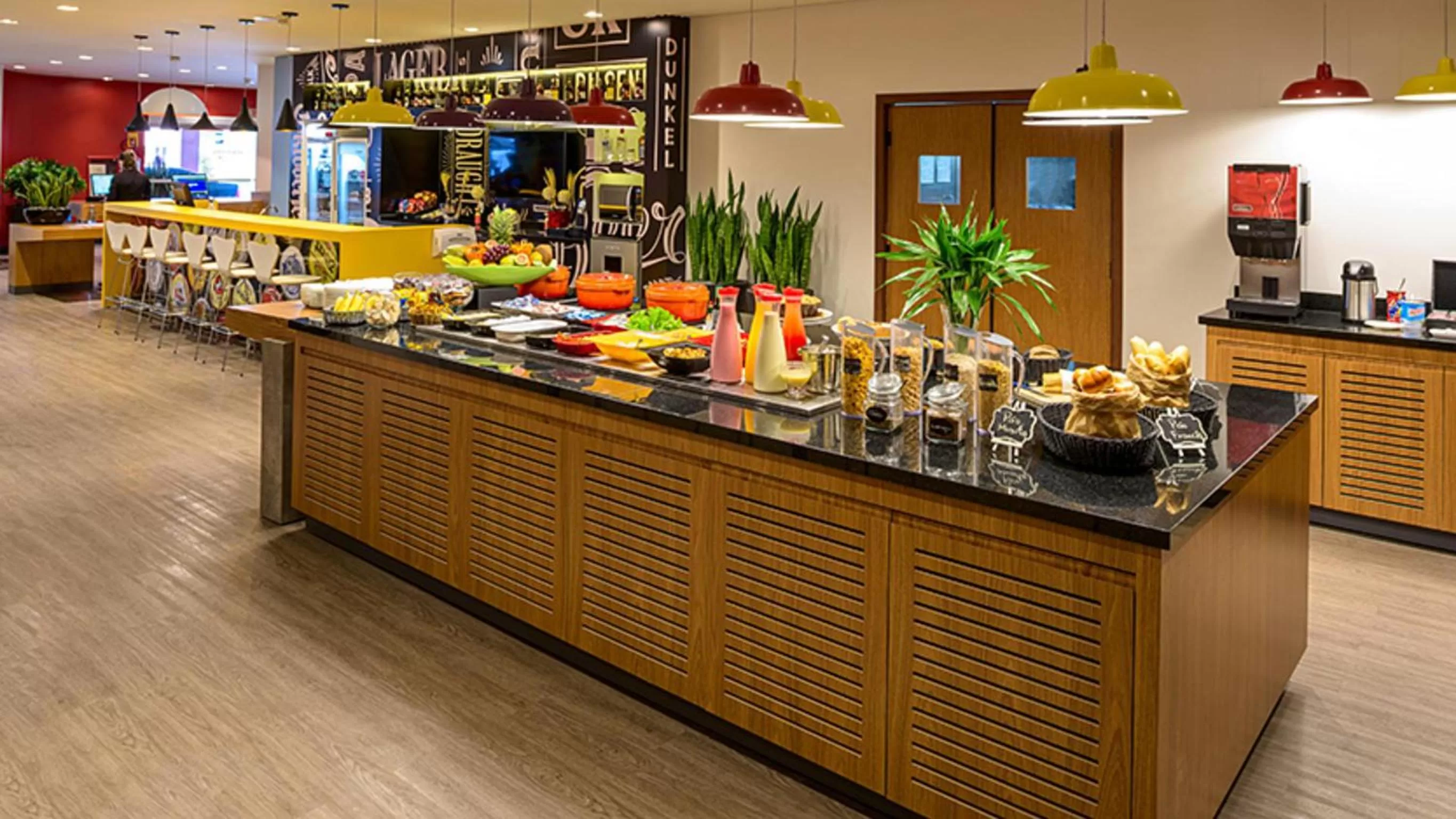 Food and drinks in ibis Joinville