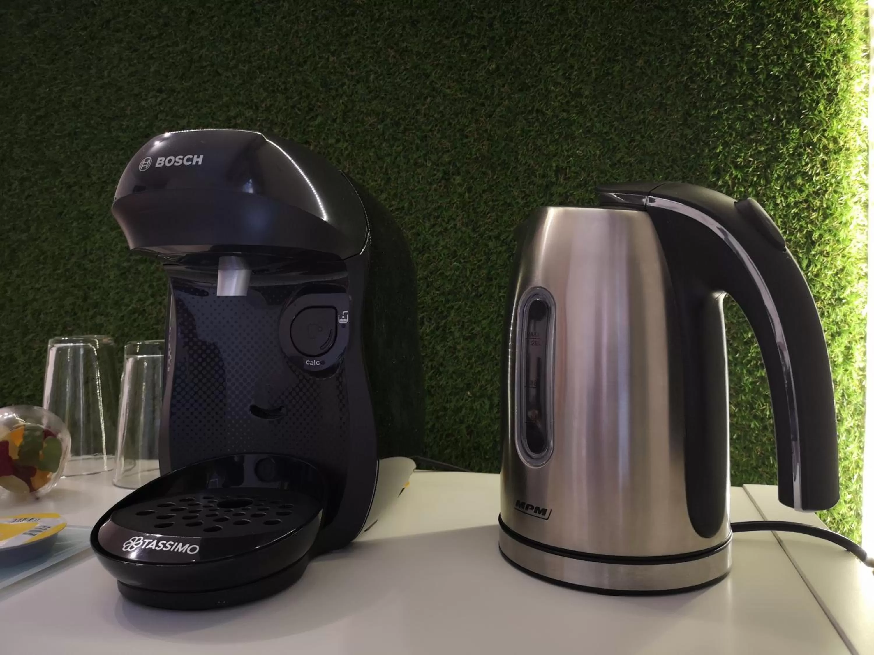 Coffee/Tea Facilities in Safir przy samym WYCIĄGU