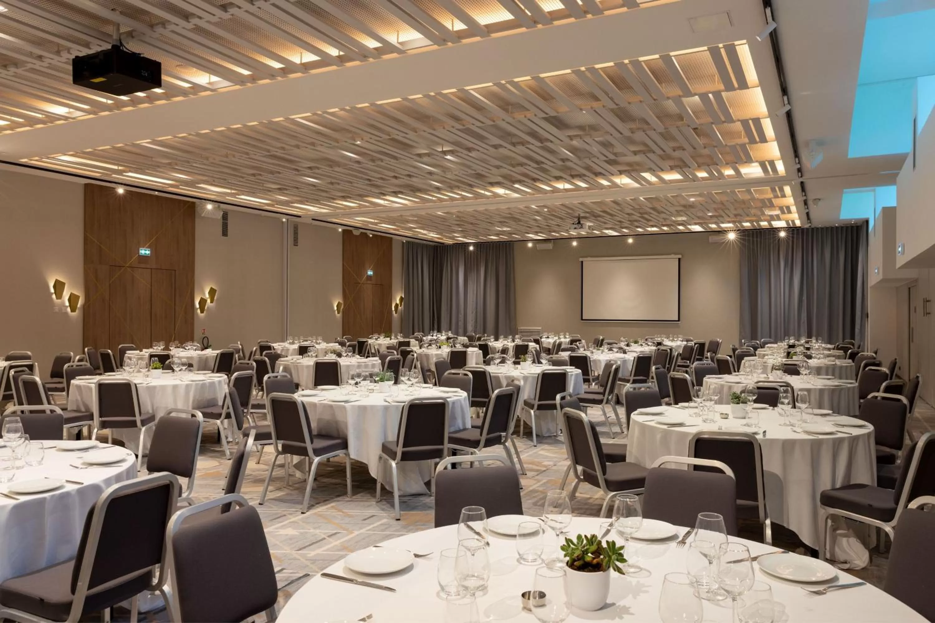 Banquet/Function facilities in Sheraton Nice
