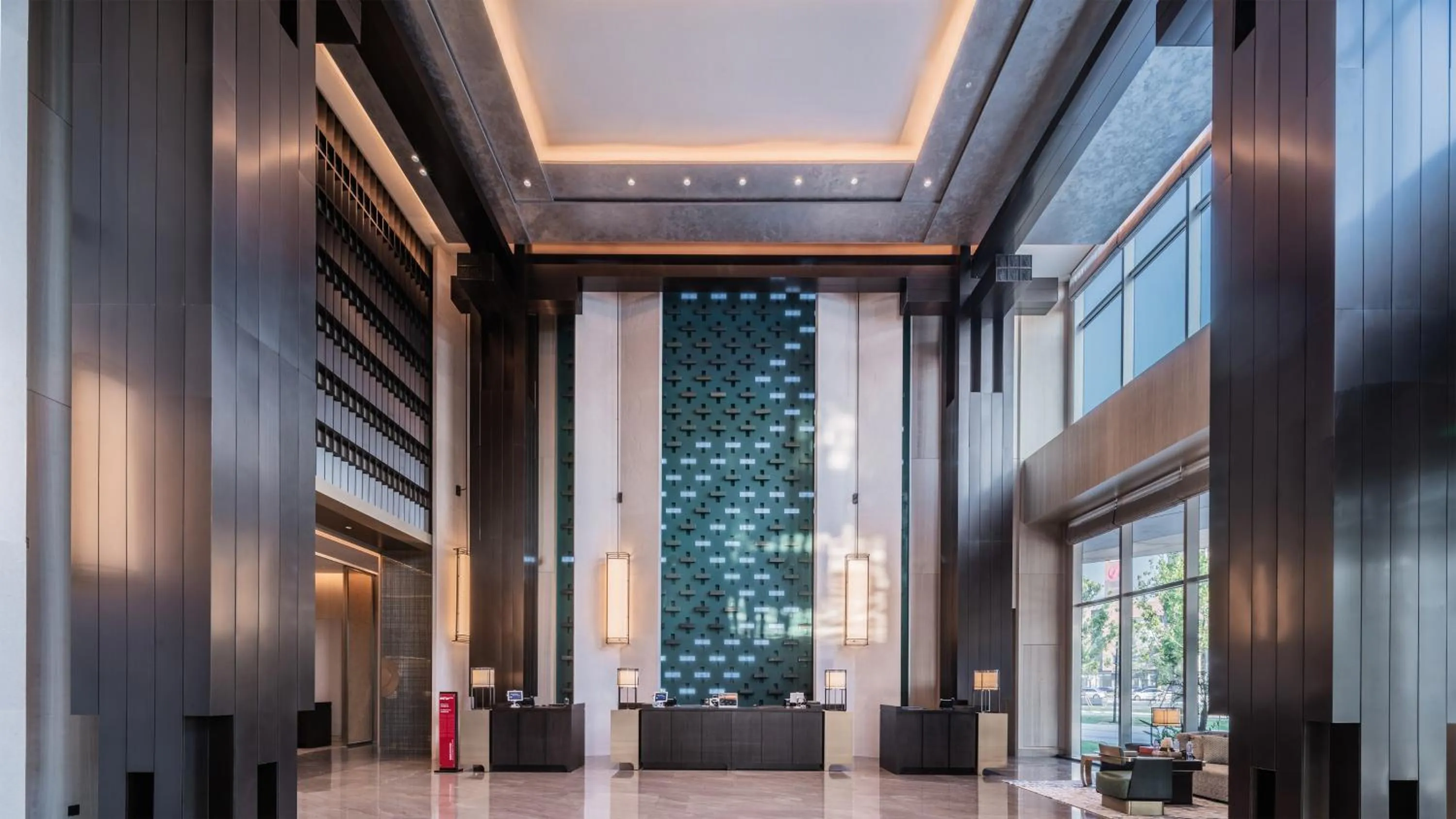 Lobby or reception in HUALUXE Xi'an Chanba by IHG-西安浐灞华邑酒店-Near Xi'an International Convention Exhibition Center and Shopping mall and The Romantic show of Xi'an-Free Luggage Storage-English Service