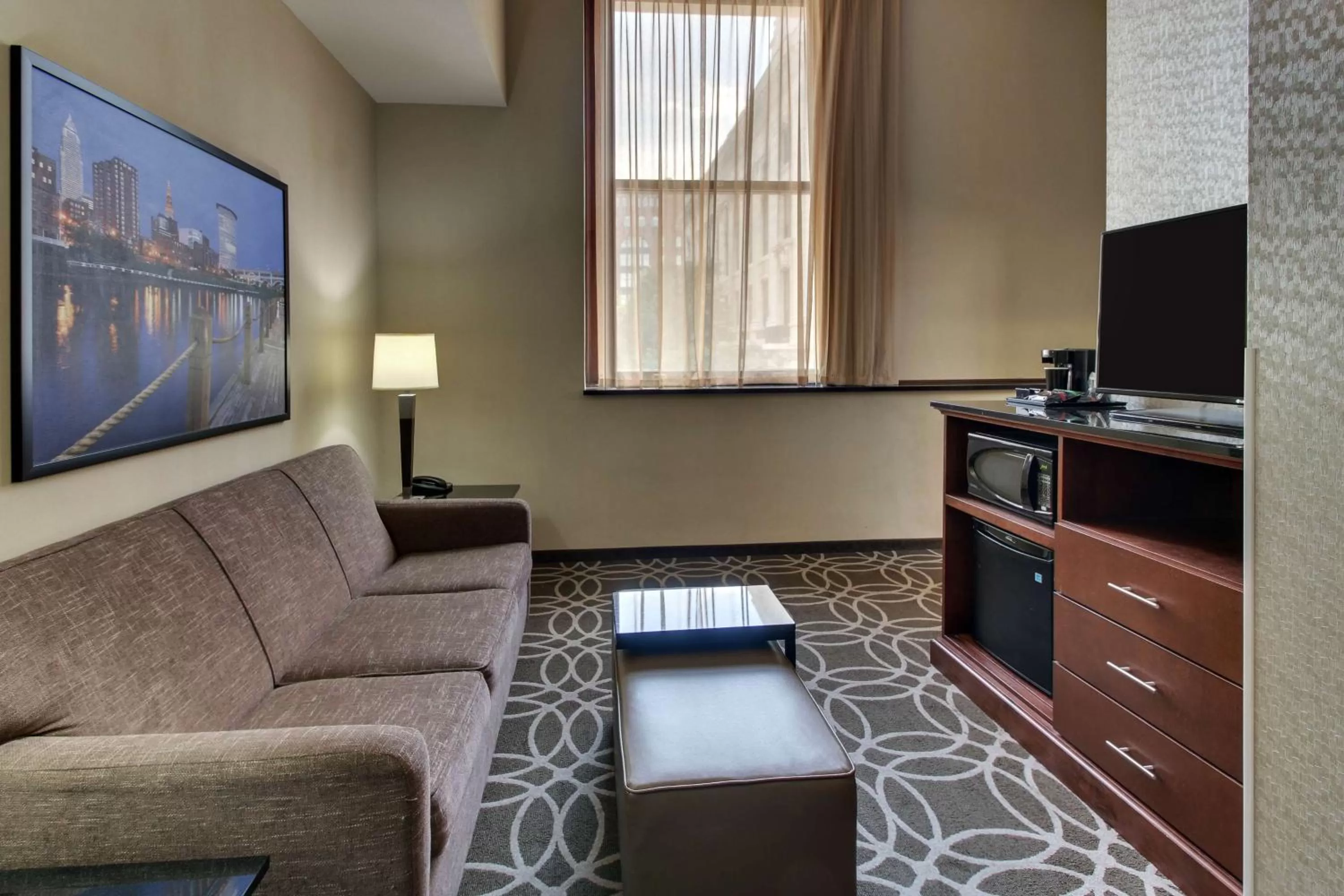 King Suite with Sofa Bed - Hearing Accessible, Roll-in Shower in Drury Plaza Hotel Cleveland Downtown