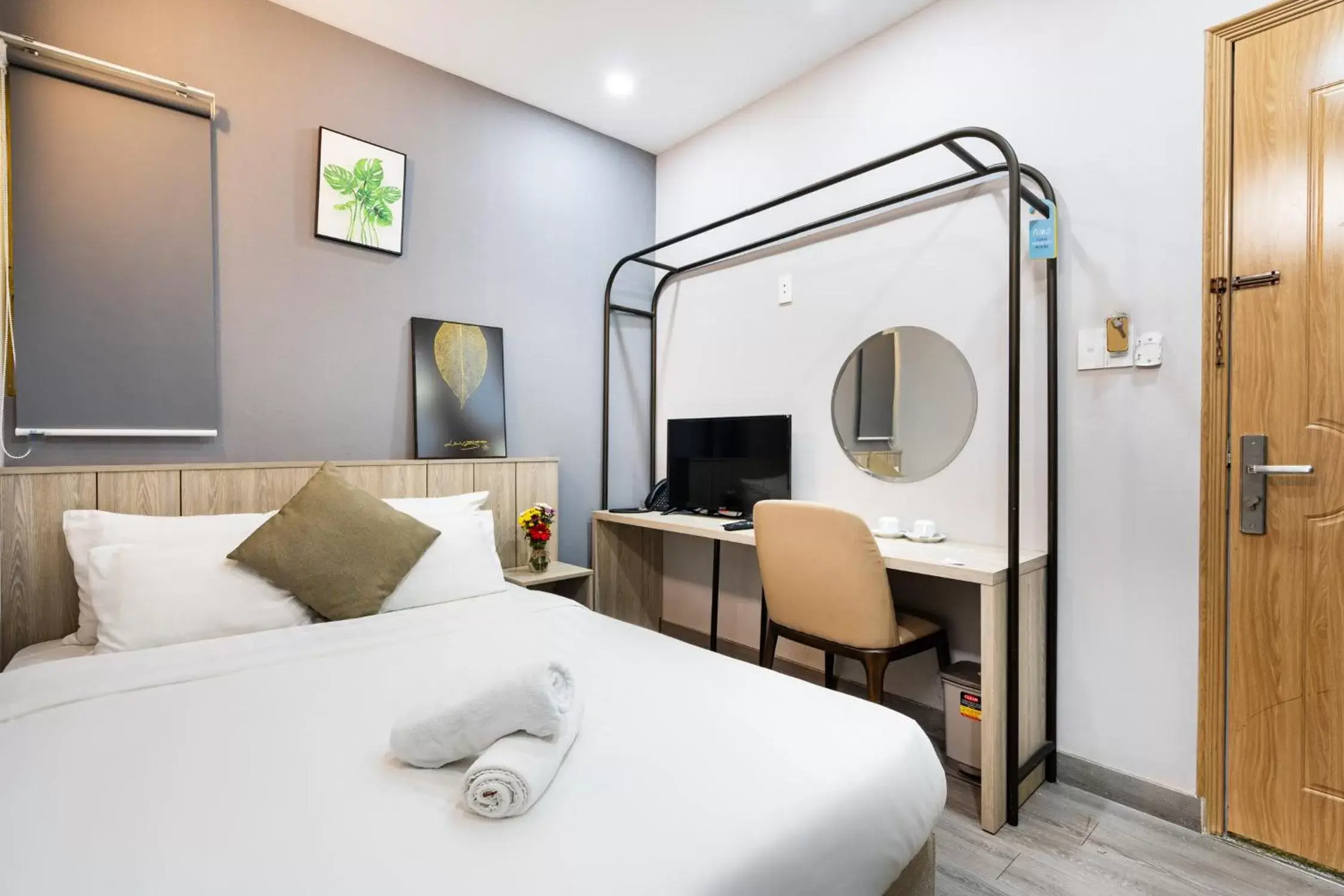 Superior Double Room in The Cozy Inn Hotel Ho Chi Minh Superior Double Room in The Cozy Inn Hotel Ho Chi Minh