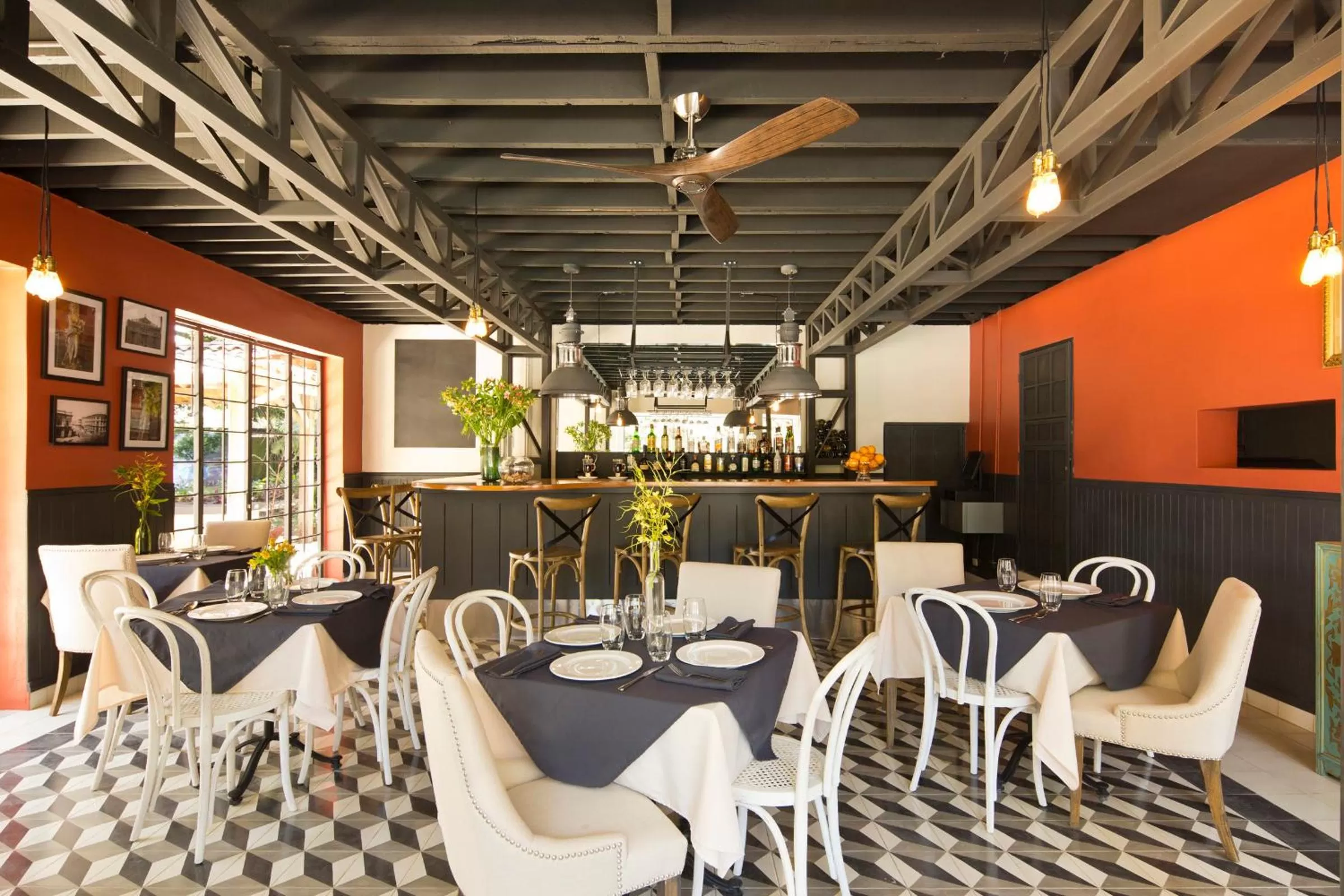 Restaurant/places to eat in Villa San Ignacio