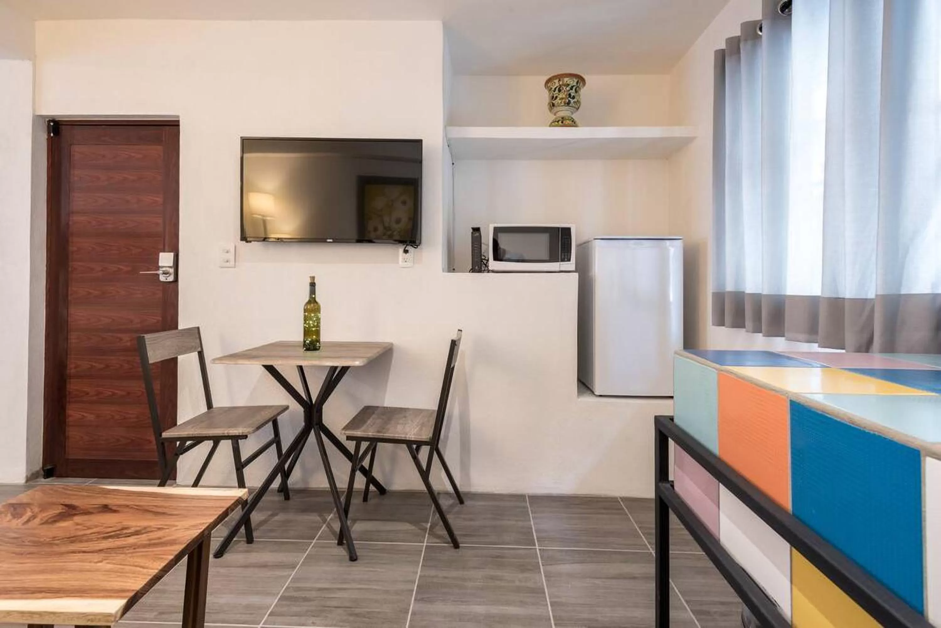 Kitchen or kitchenette in ZonaZ Boutique Hotel