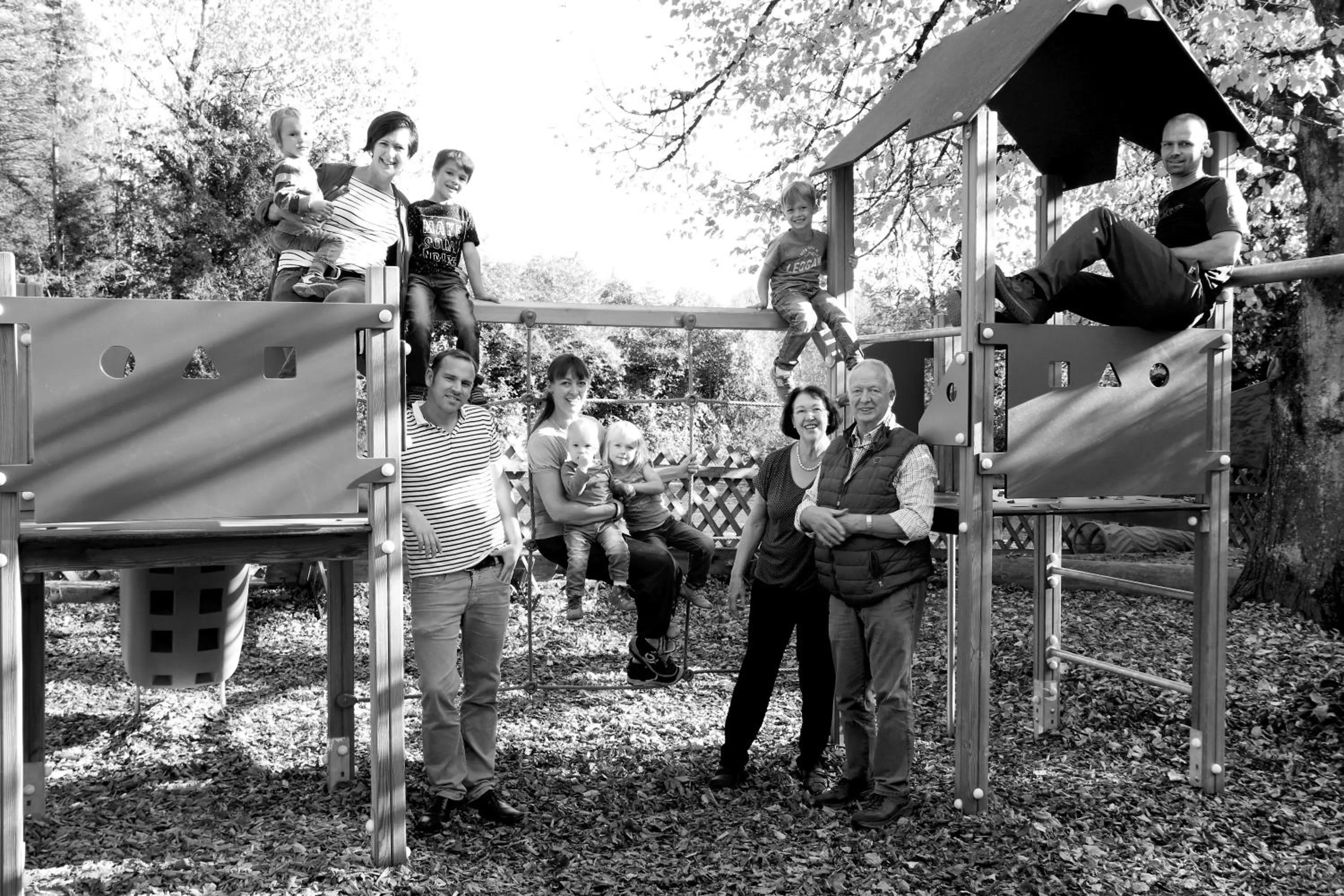 Family in Landgasthof Kreuz